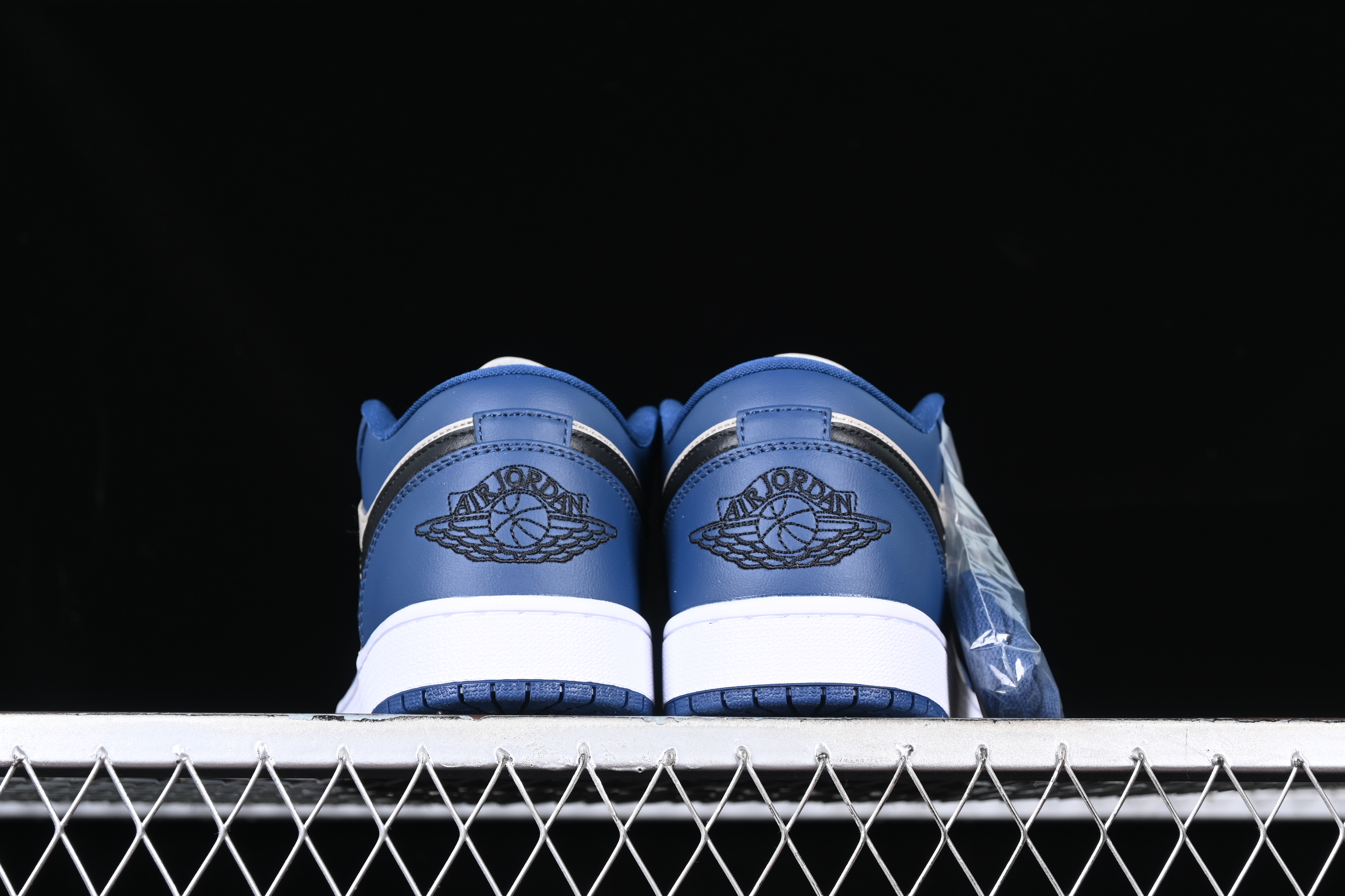 AJ1 low top