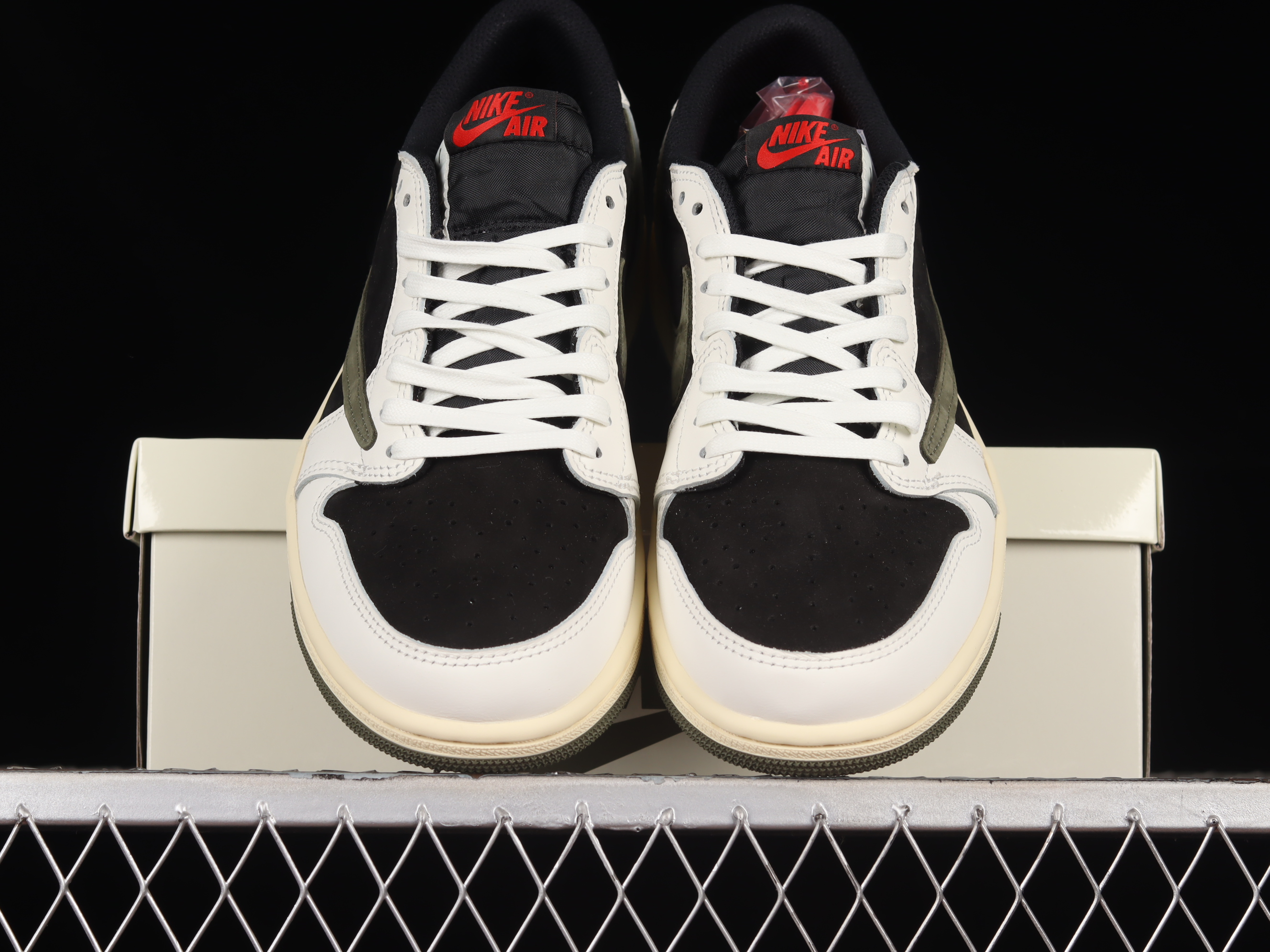 AJ1 low top
