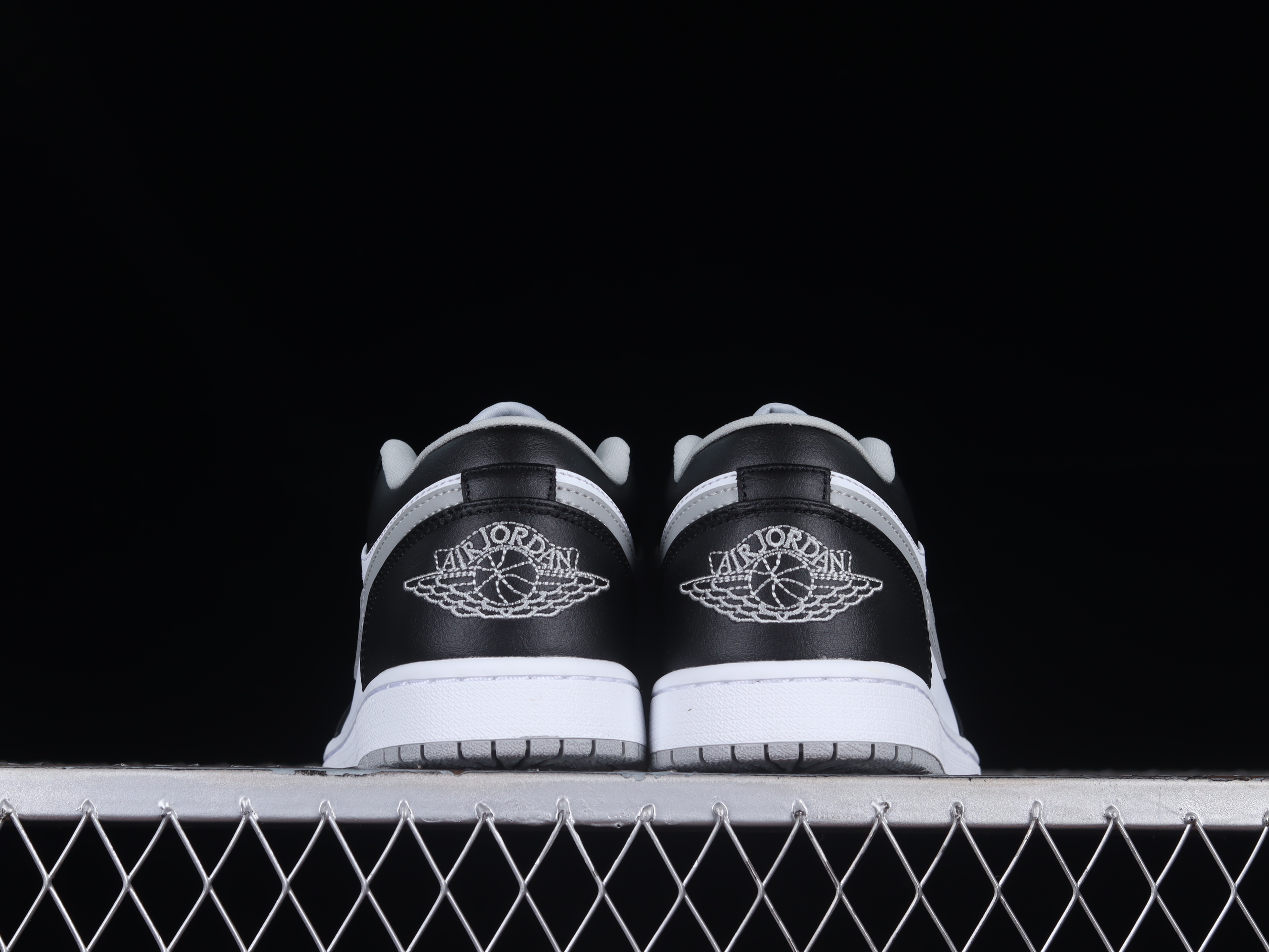 AJ1 low top