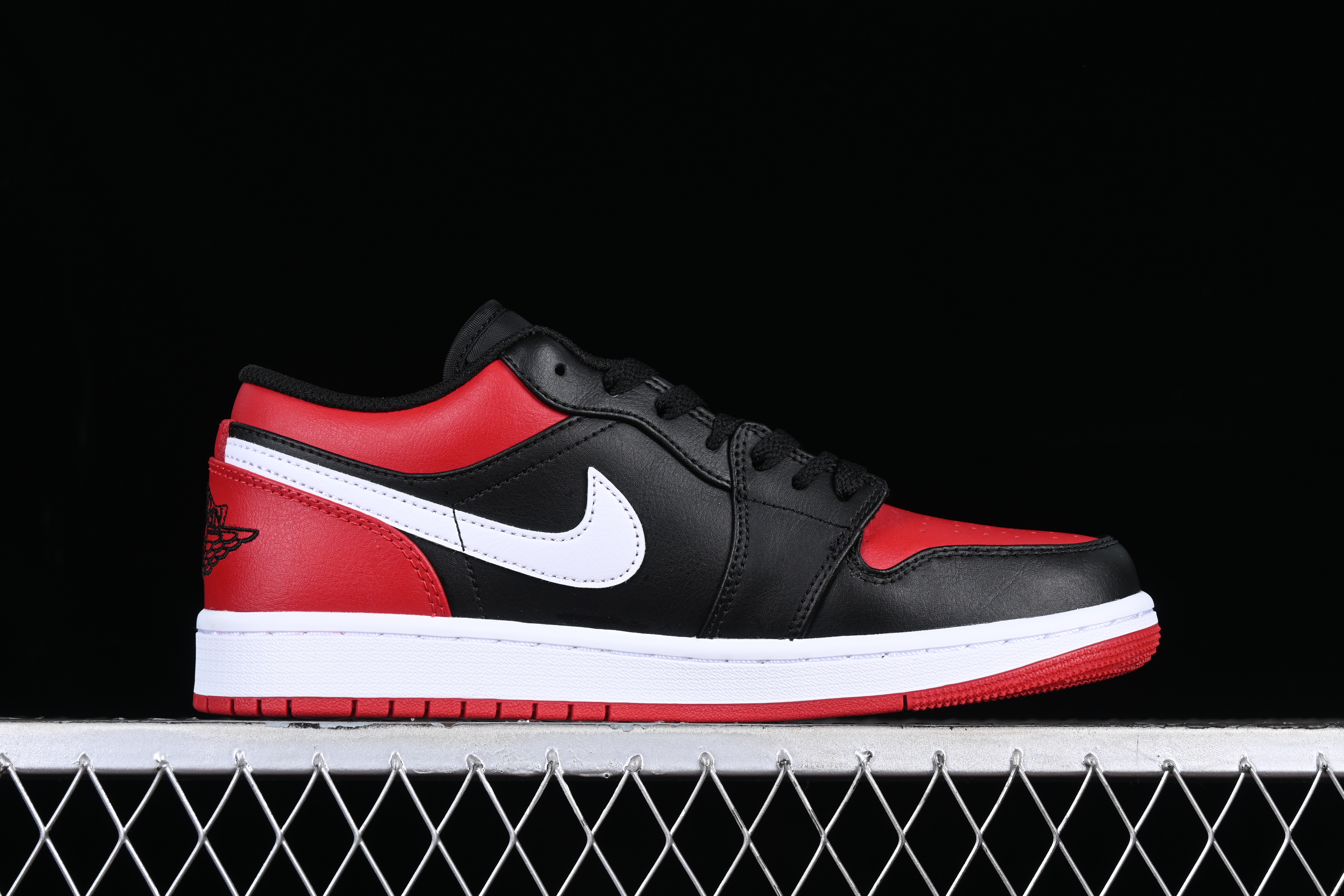 AJ1 low top