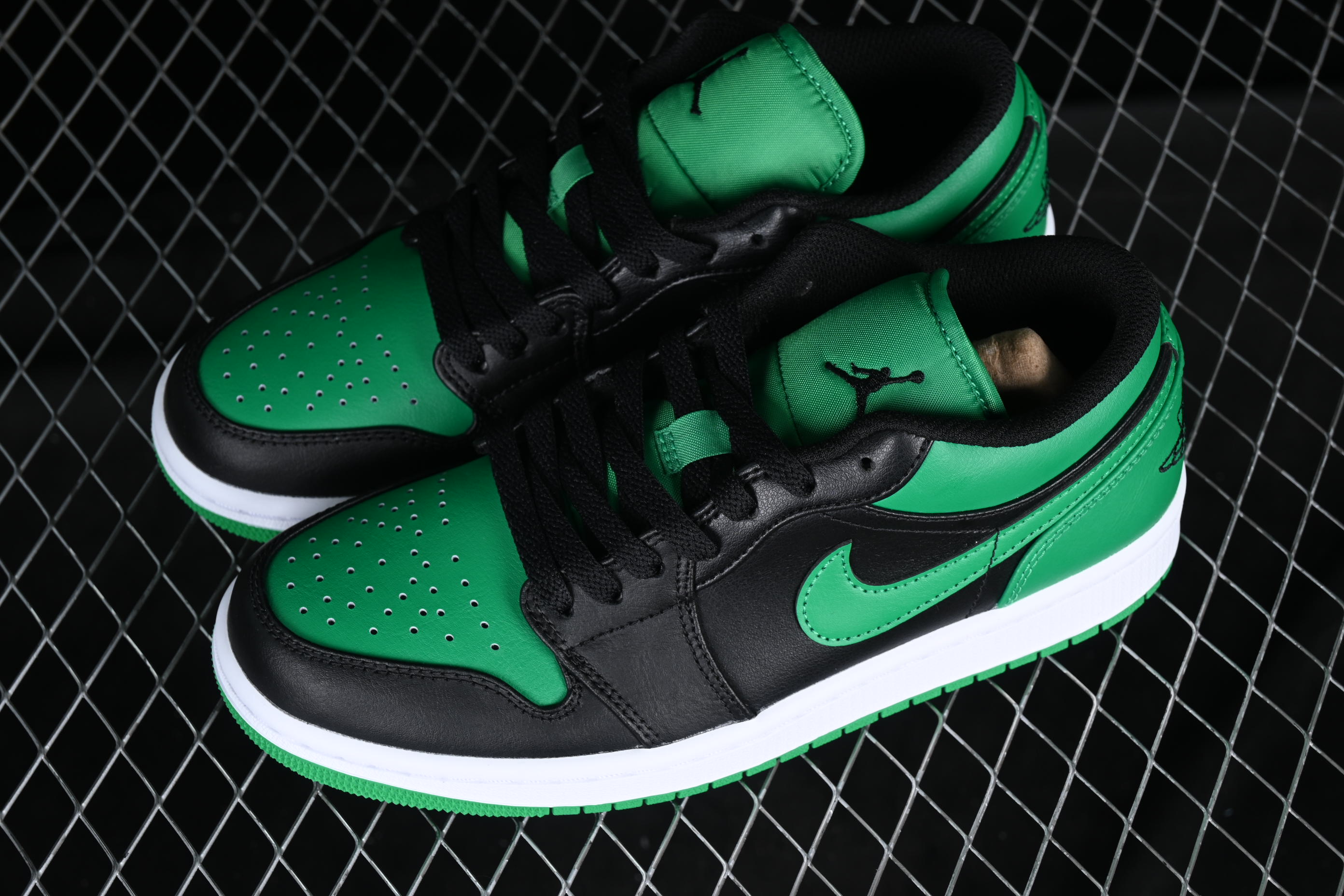 AJ1 low top