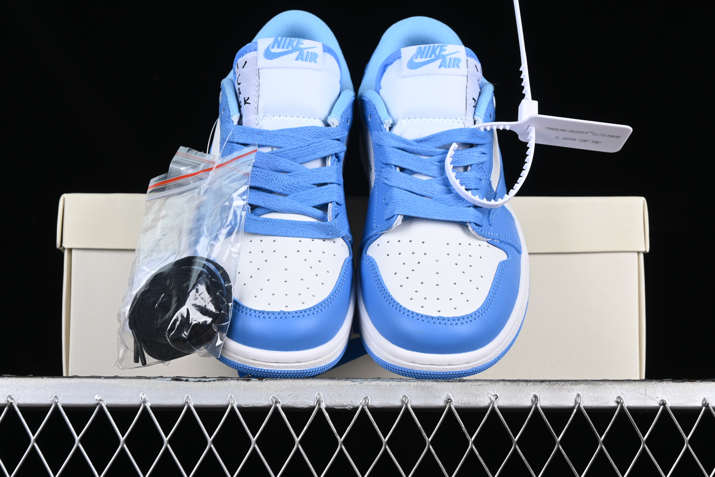 AJ1 low top