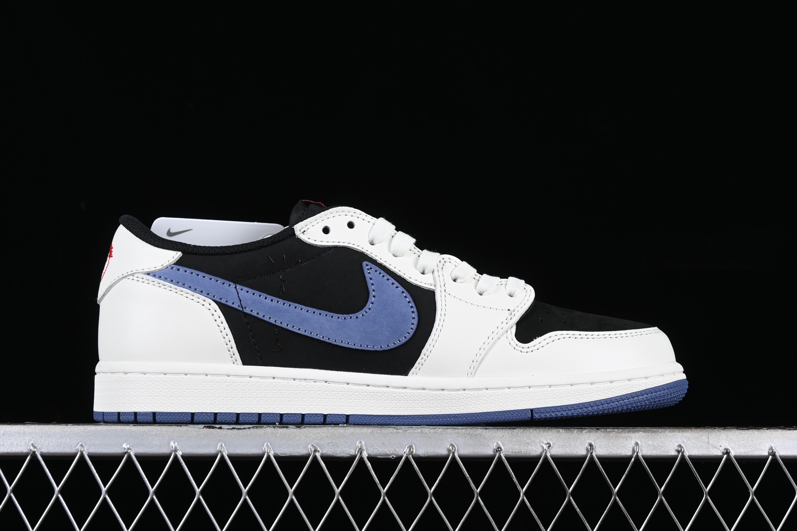 AJ1 low top
