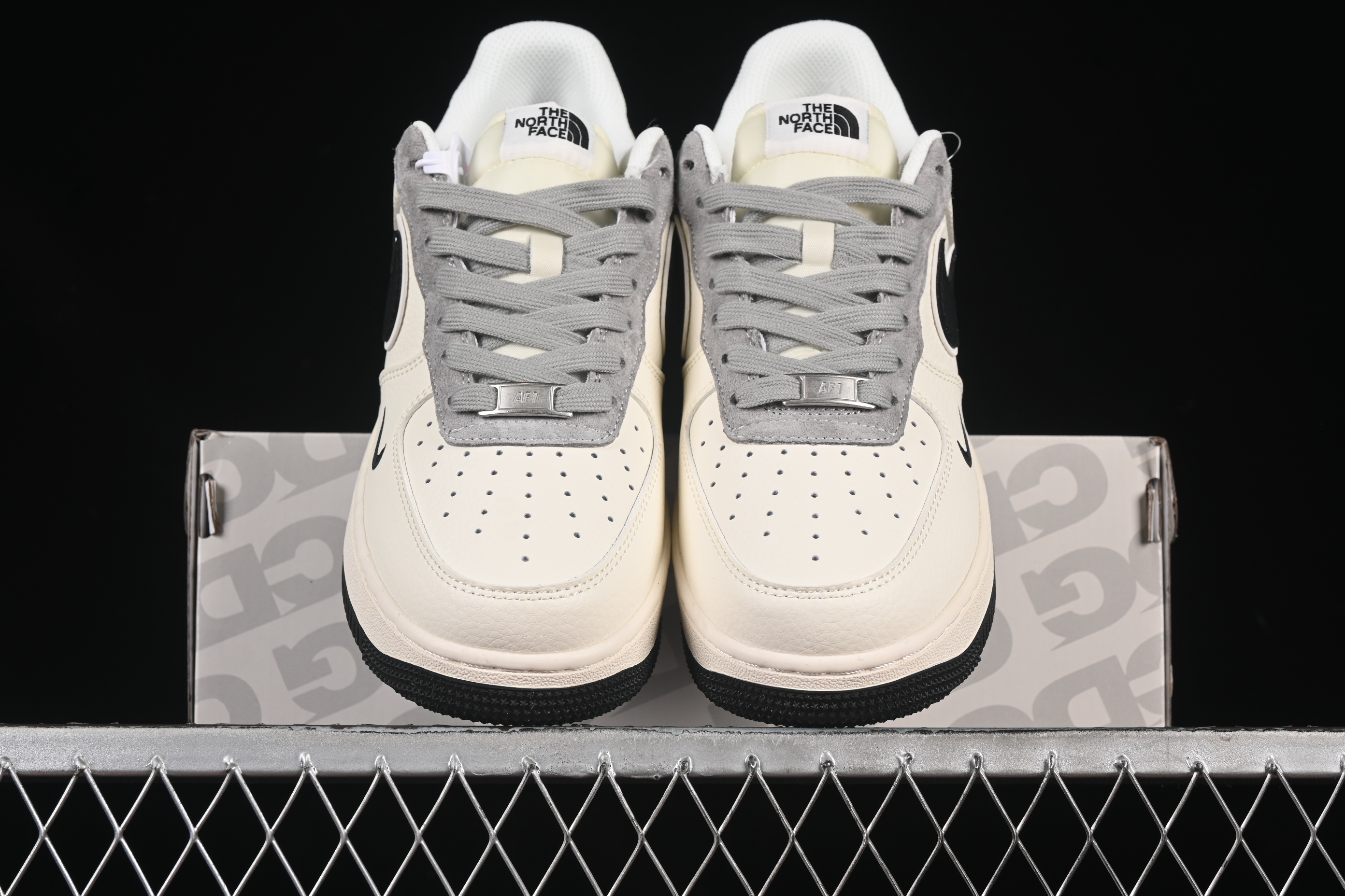 Air Force 1'07 Low North North Collaboration Beige Hook XZ6188-190 36-45