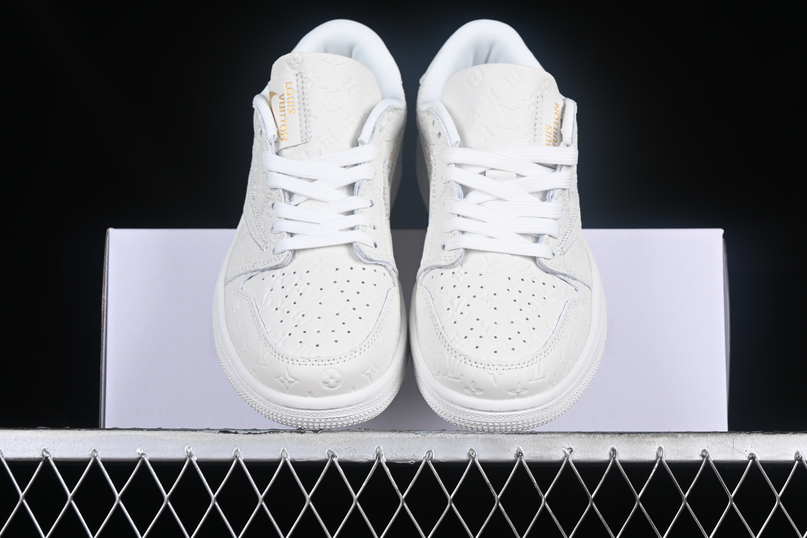 AJ1 low top
