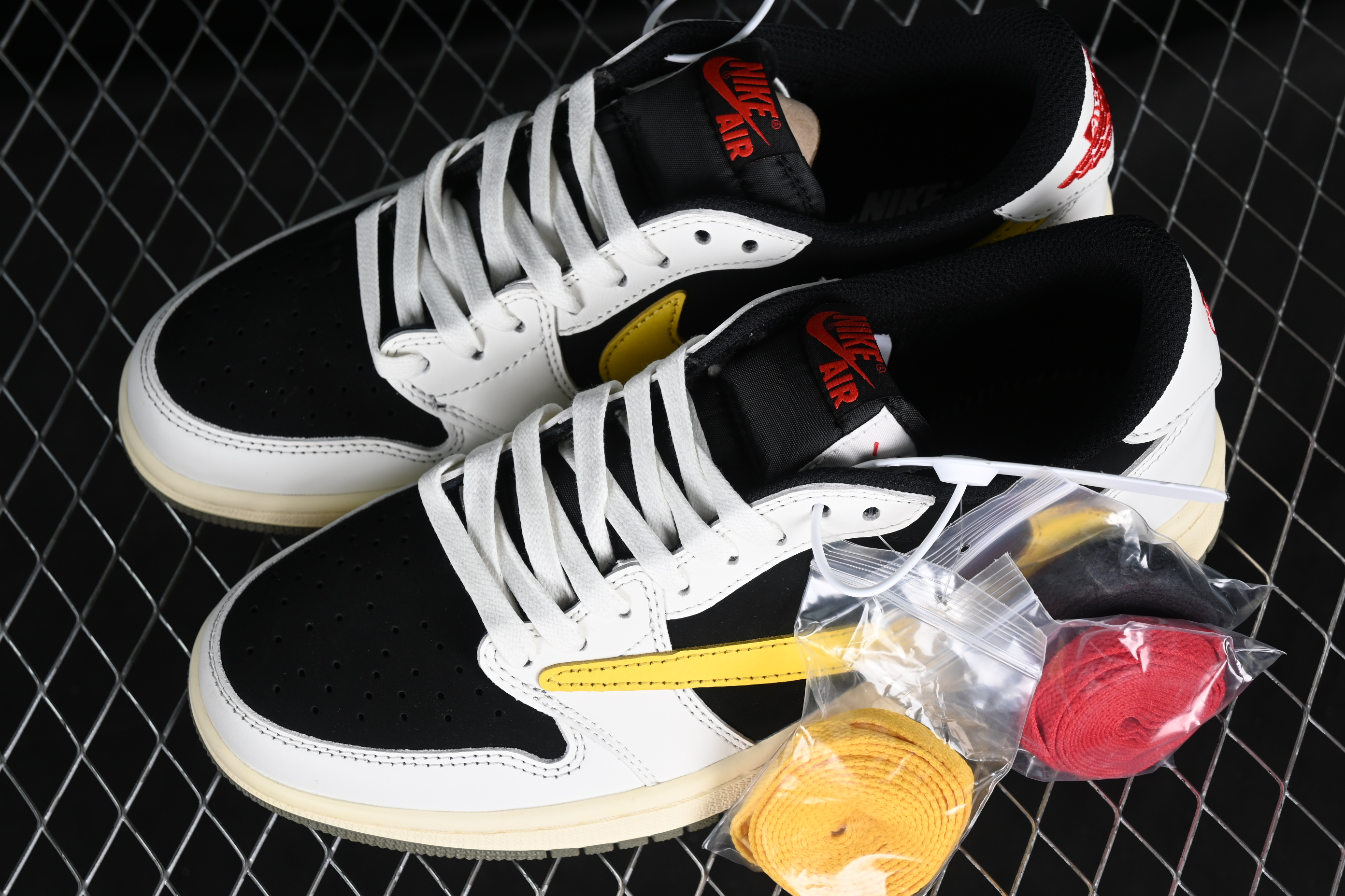 AJ1 low top