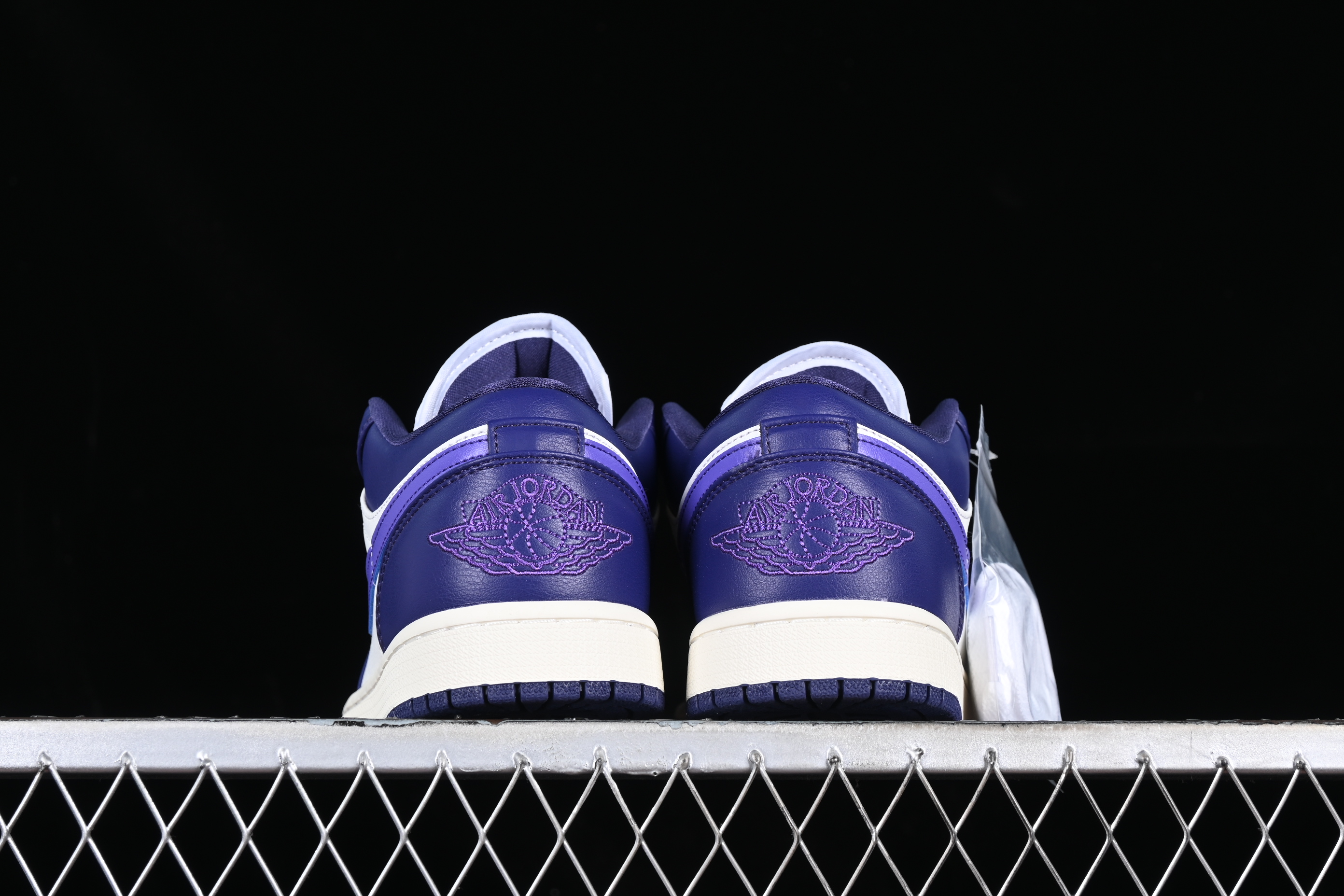 AJ1 low top