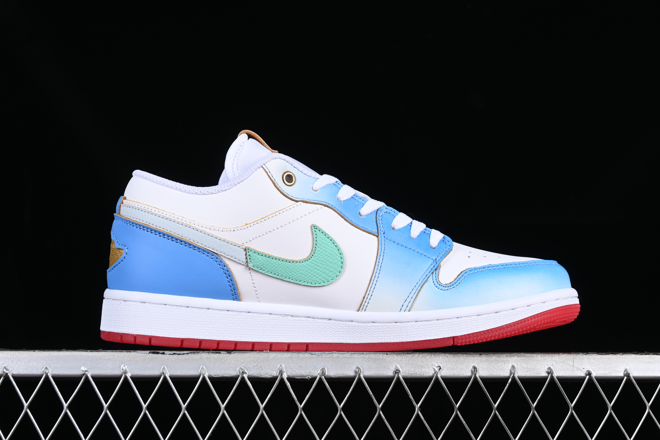 AJ1 low top