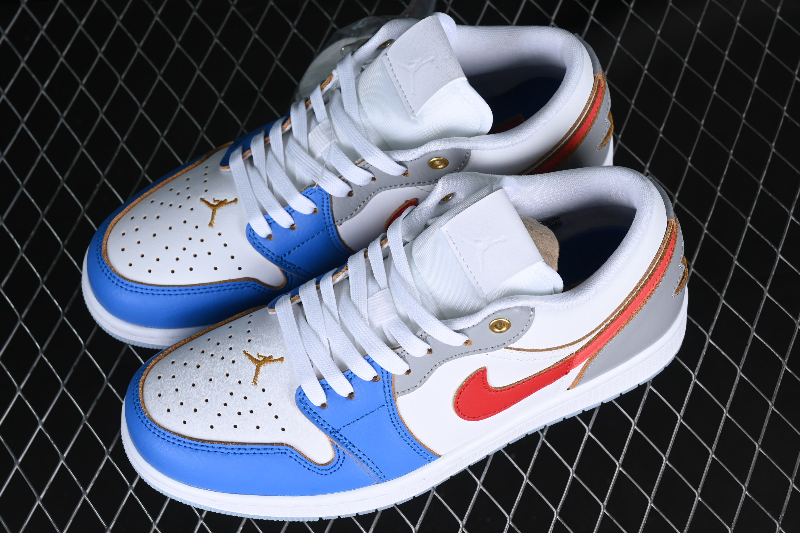 AJ1 low top