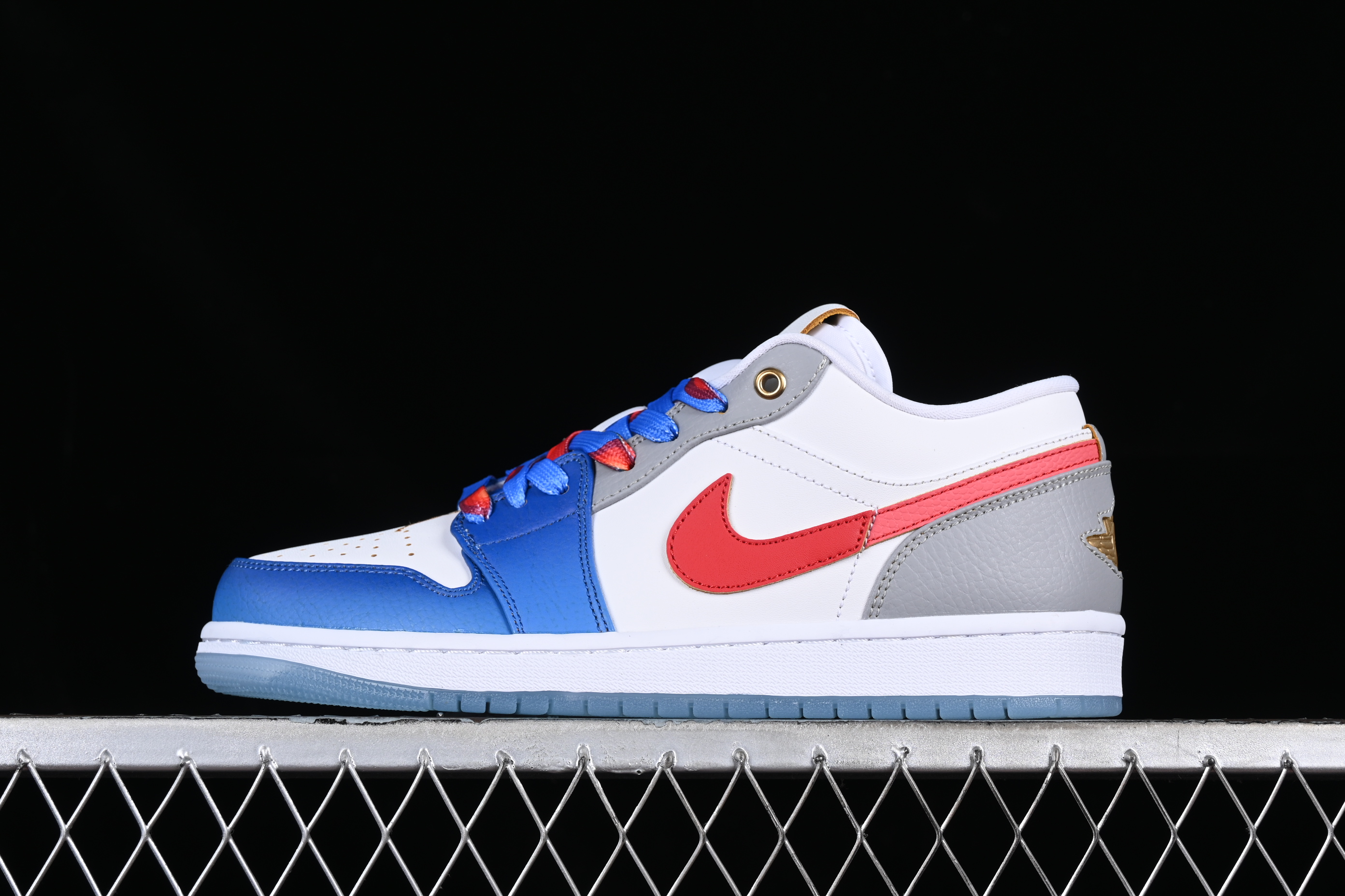 AJ1 low top
