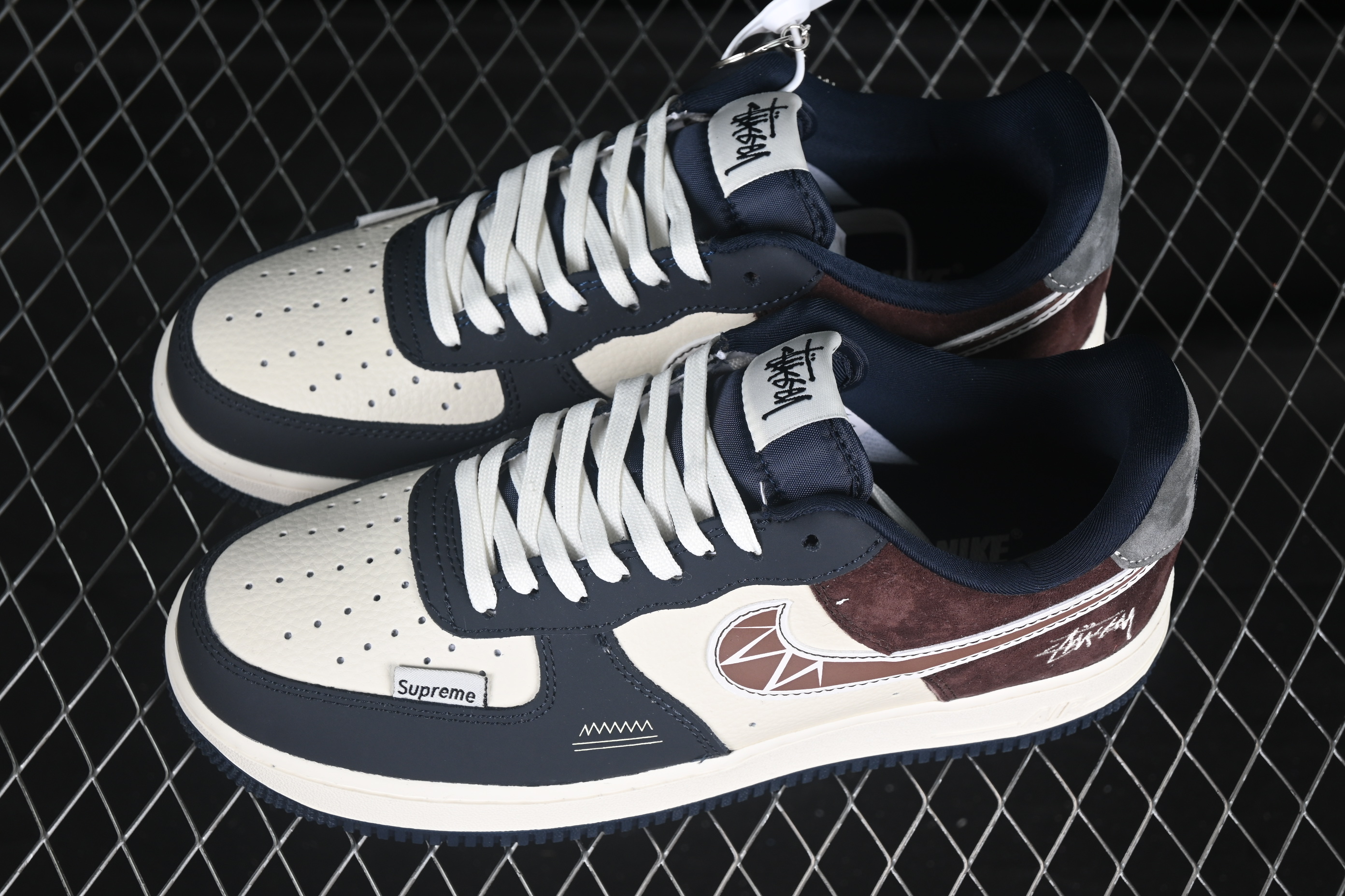 Air Force 1'07 Low Stussy Collaboration White and Blue Chocolate KK1988-061 36-45