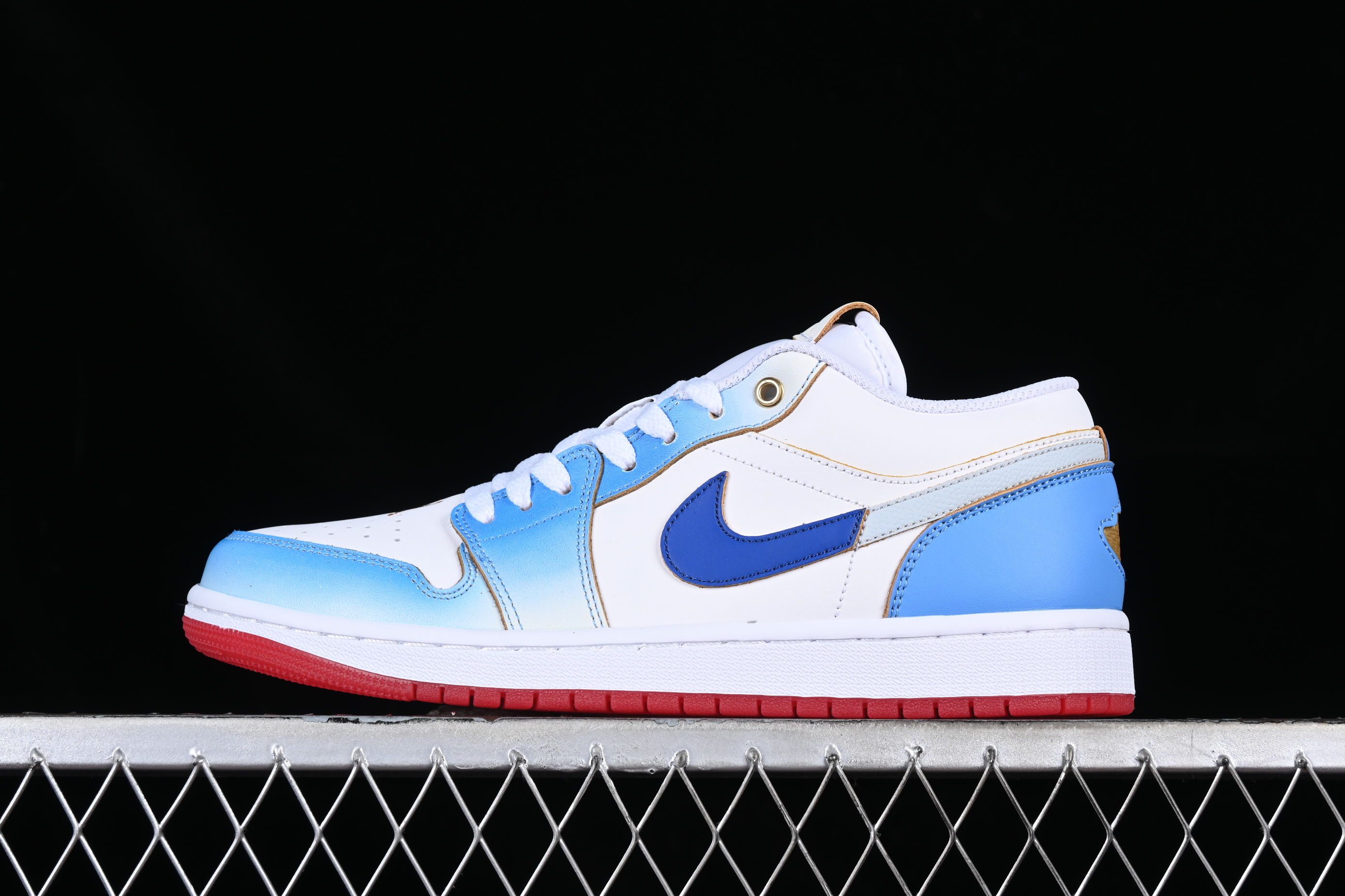 AJ1 low top