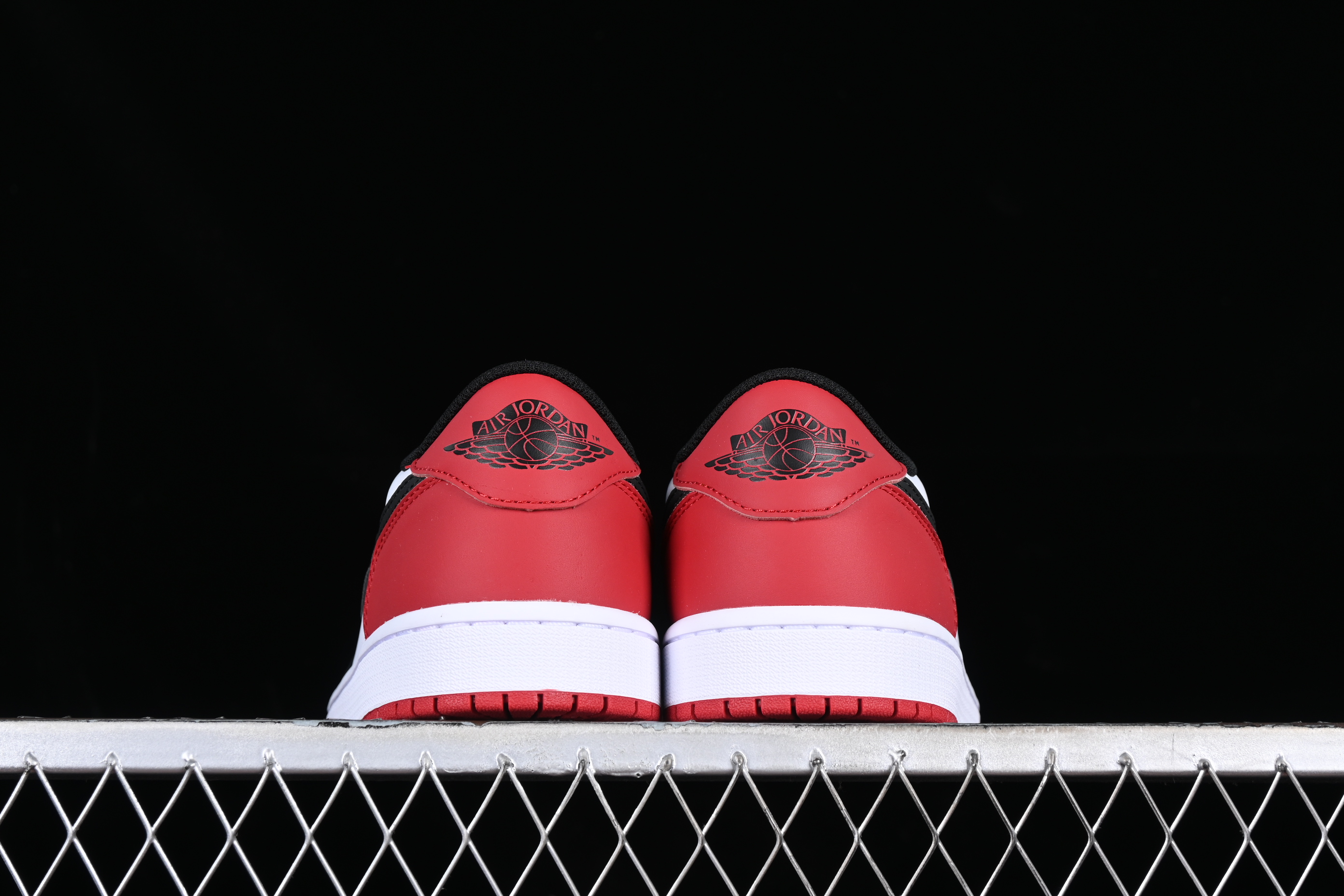 AJ1 low top