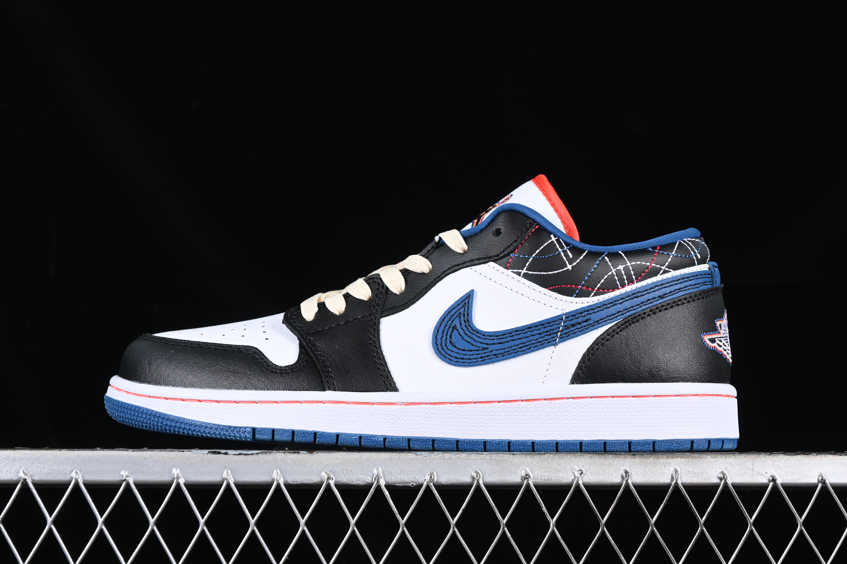 AJ1 low top