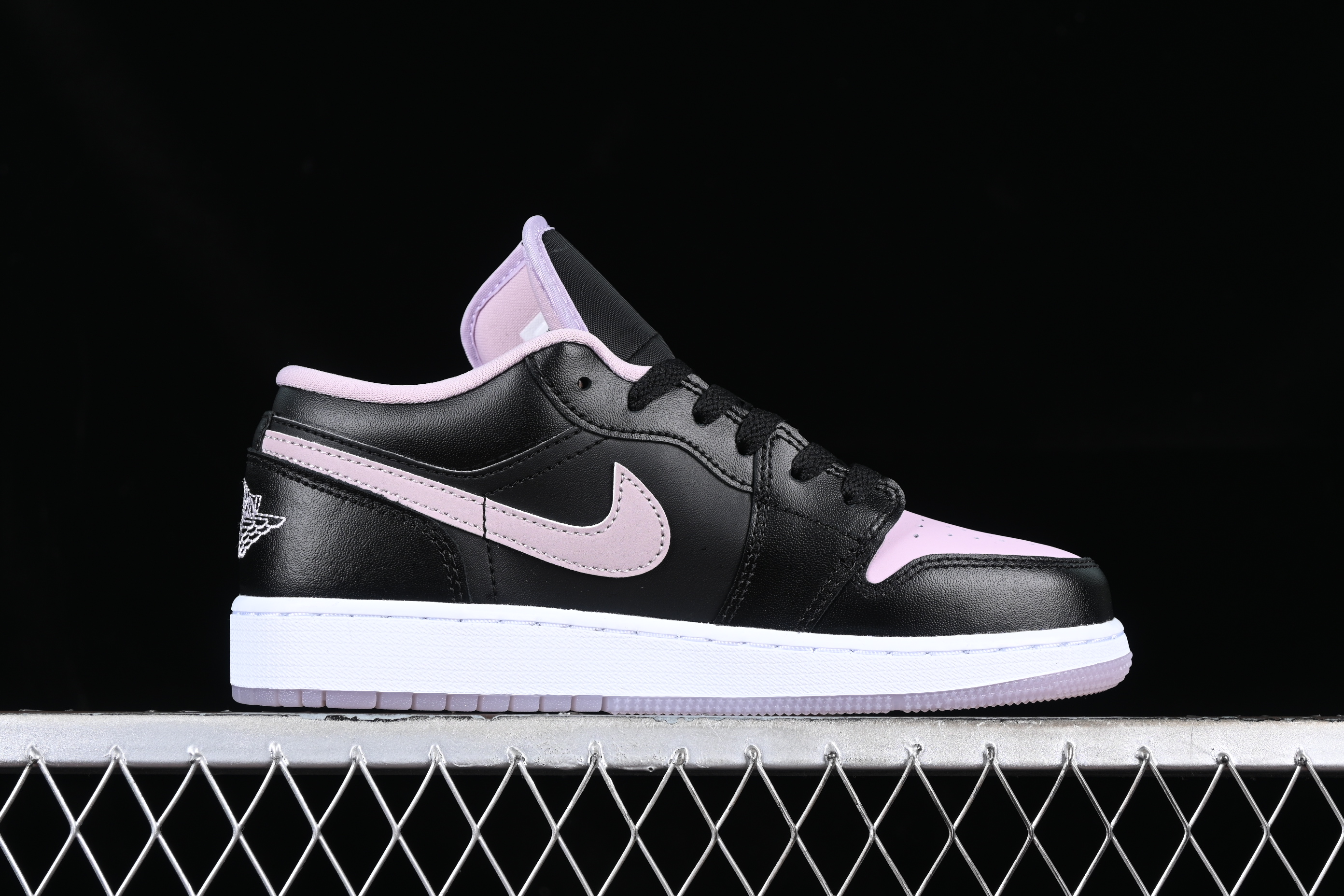 AJ1 low top