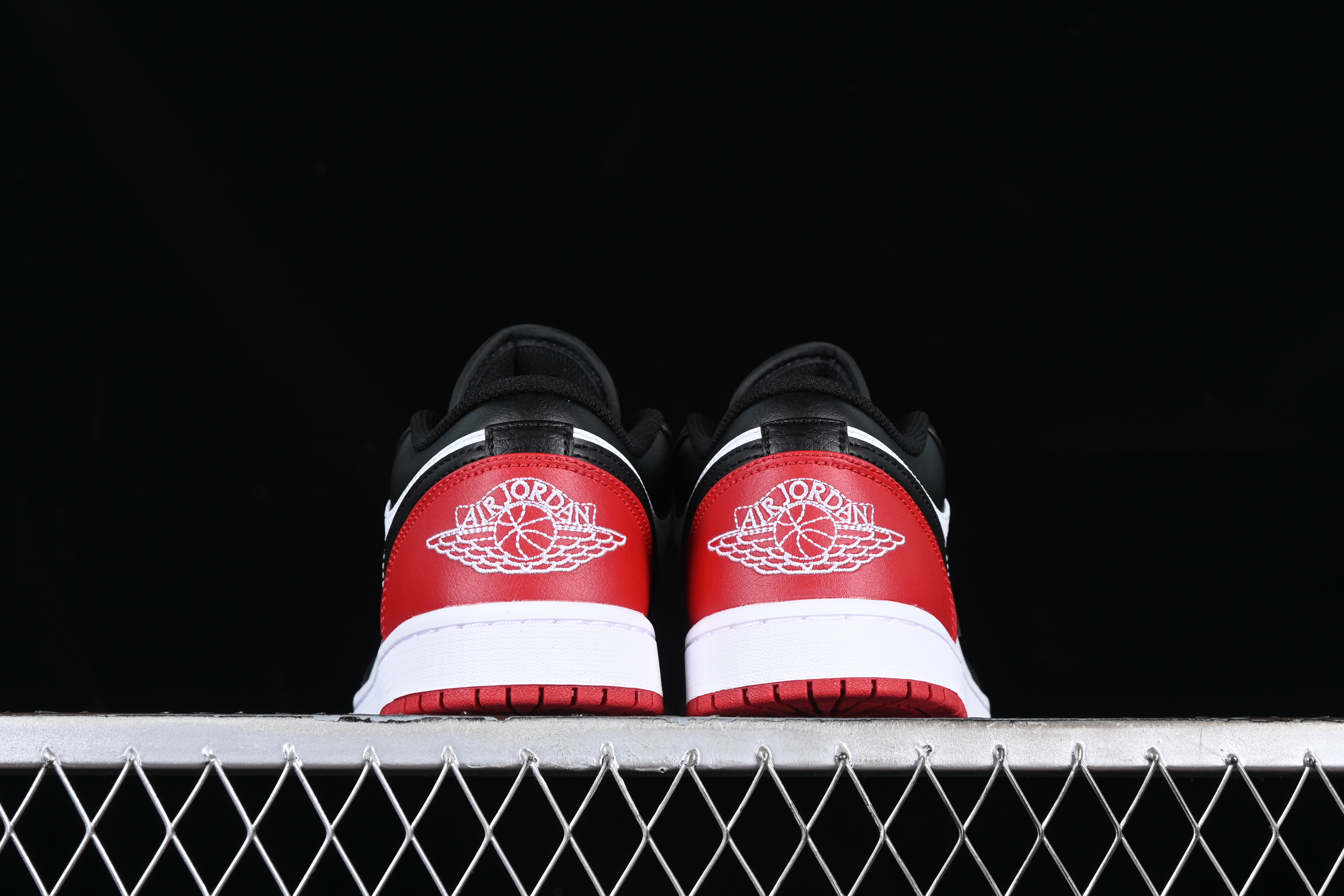 AJ1 low top