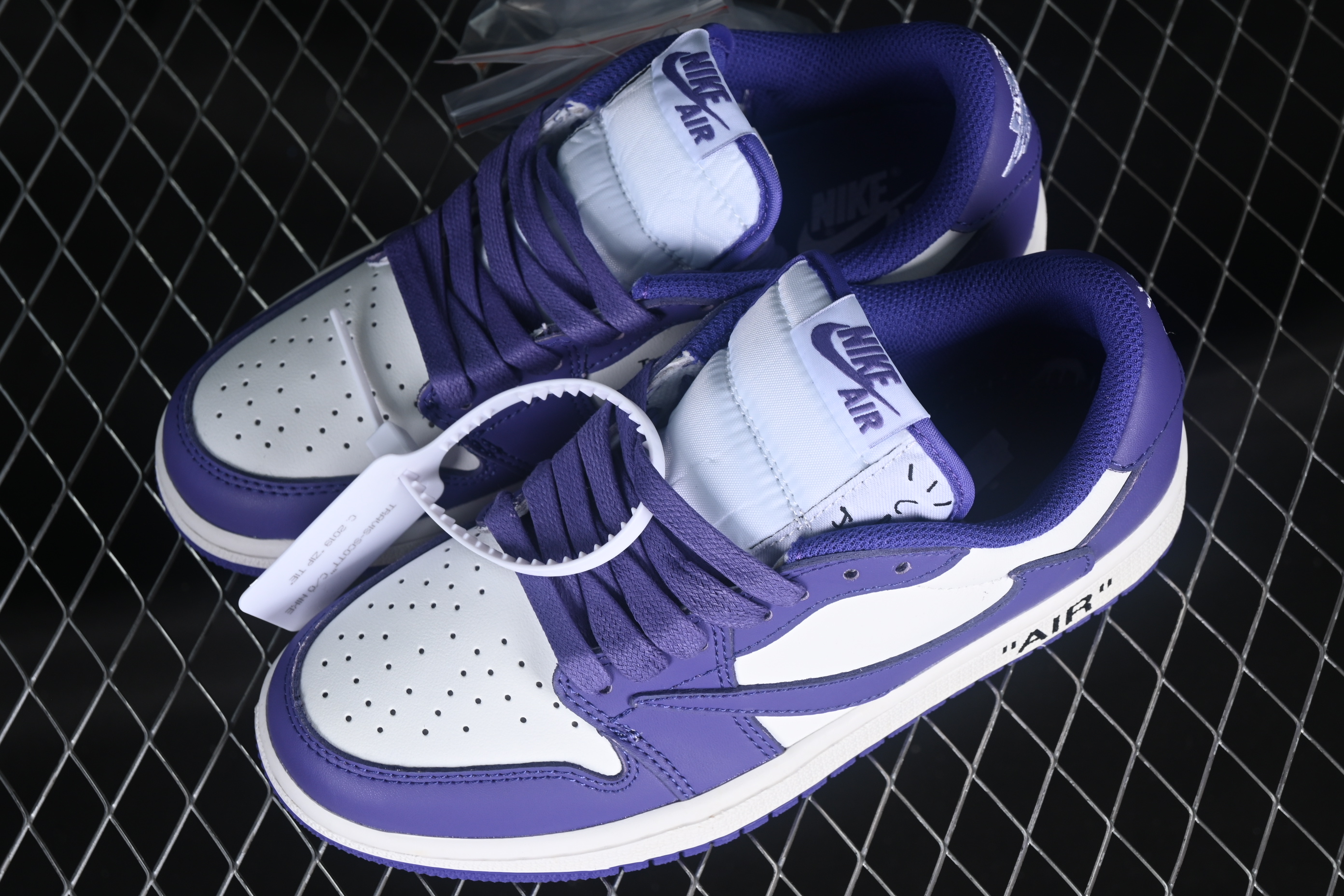 AJ1 low top
