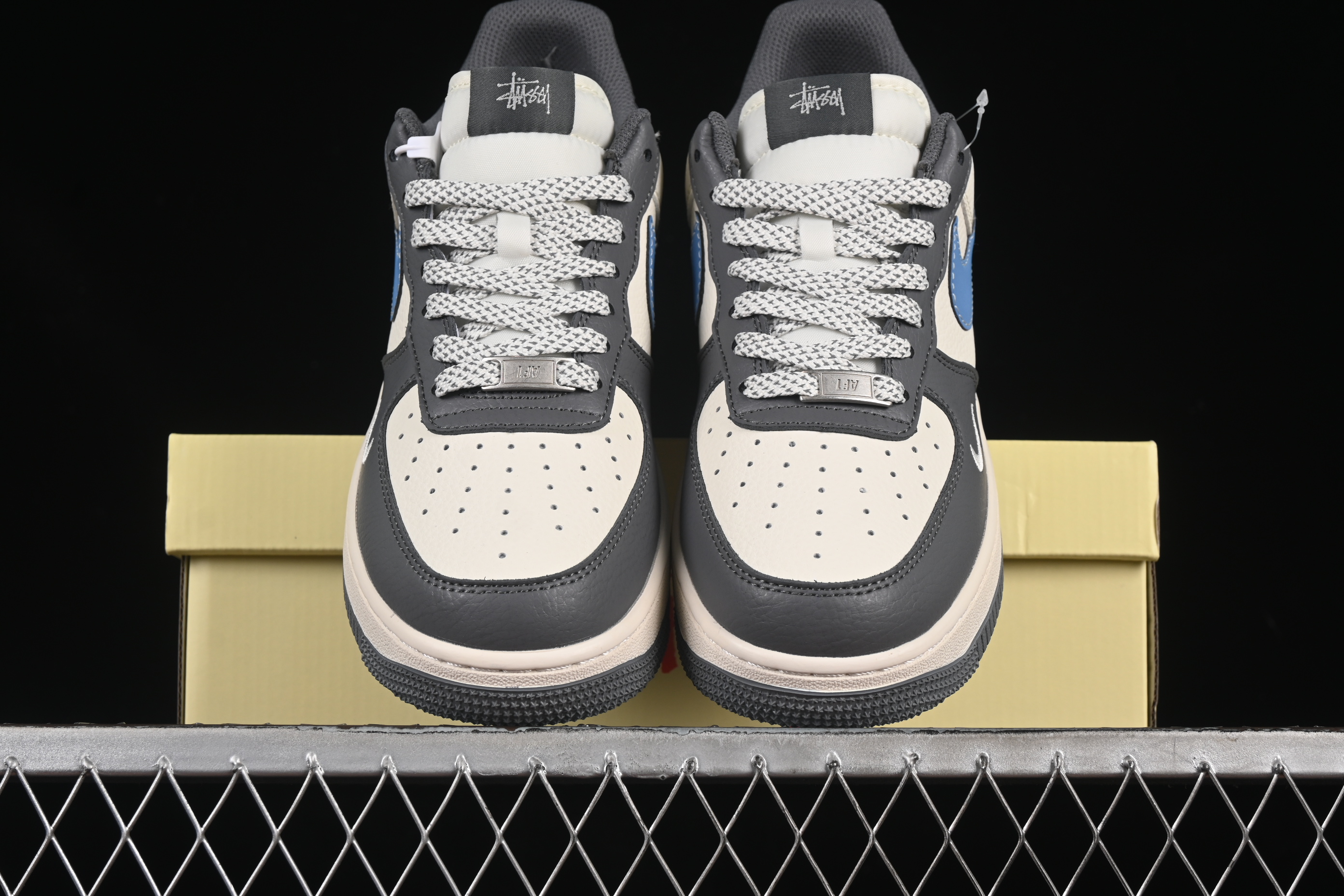Air Force 1'07 Low Stussy Collaboration Beige Sky Blue Hook XS1958-574-36-45