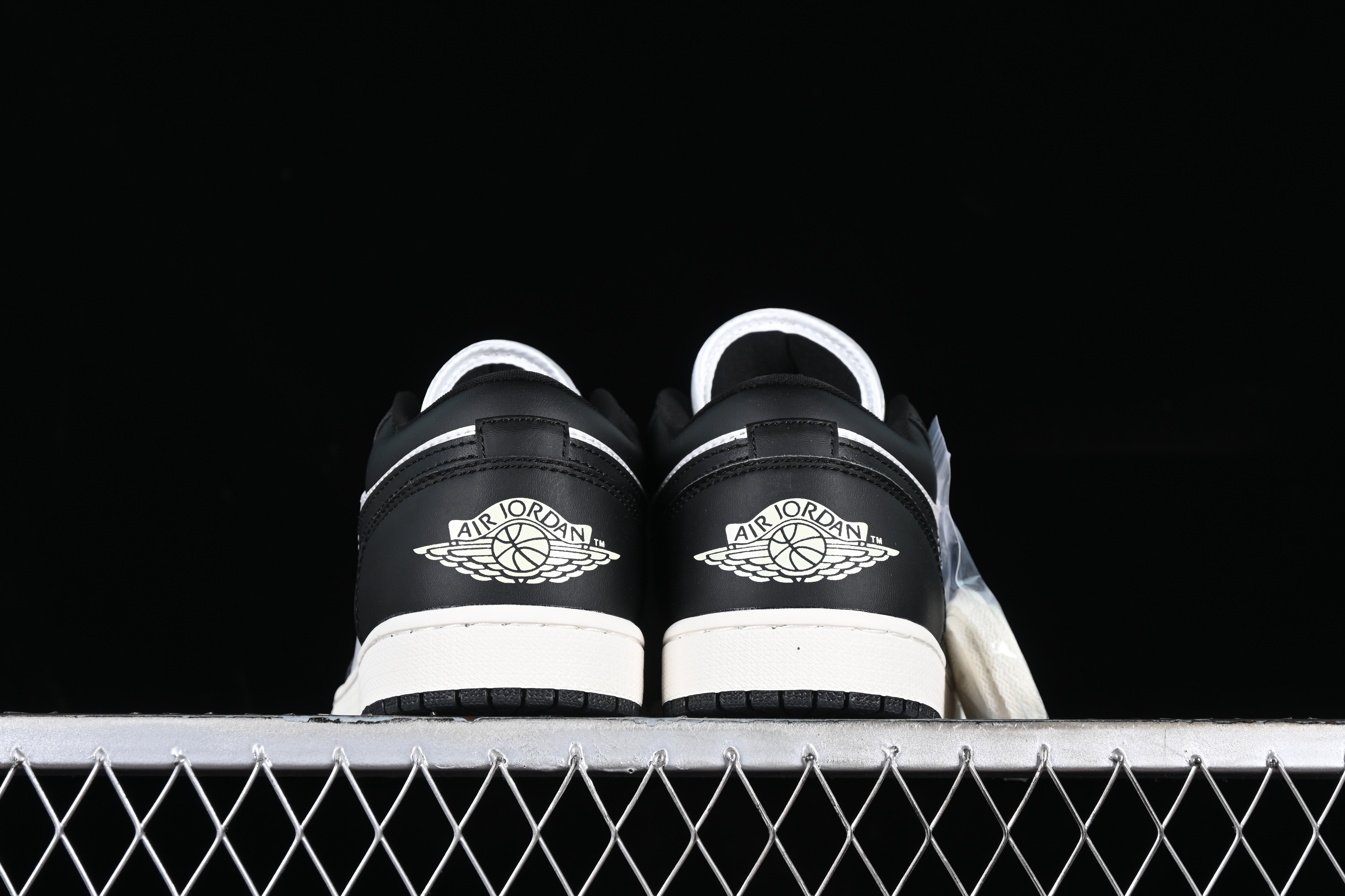 AJ1 low top