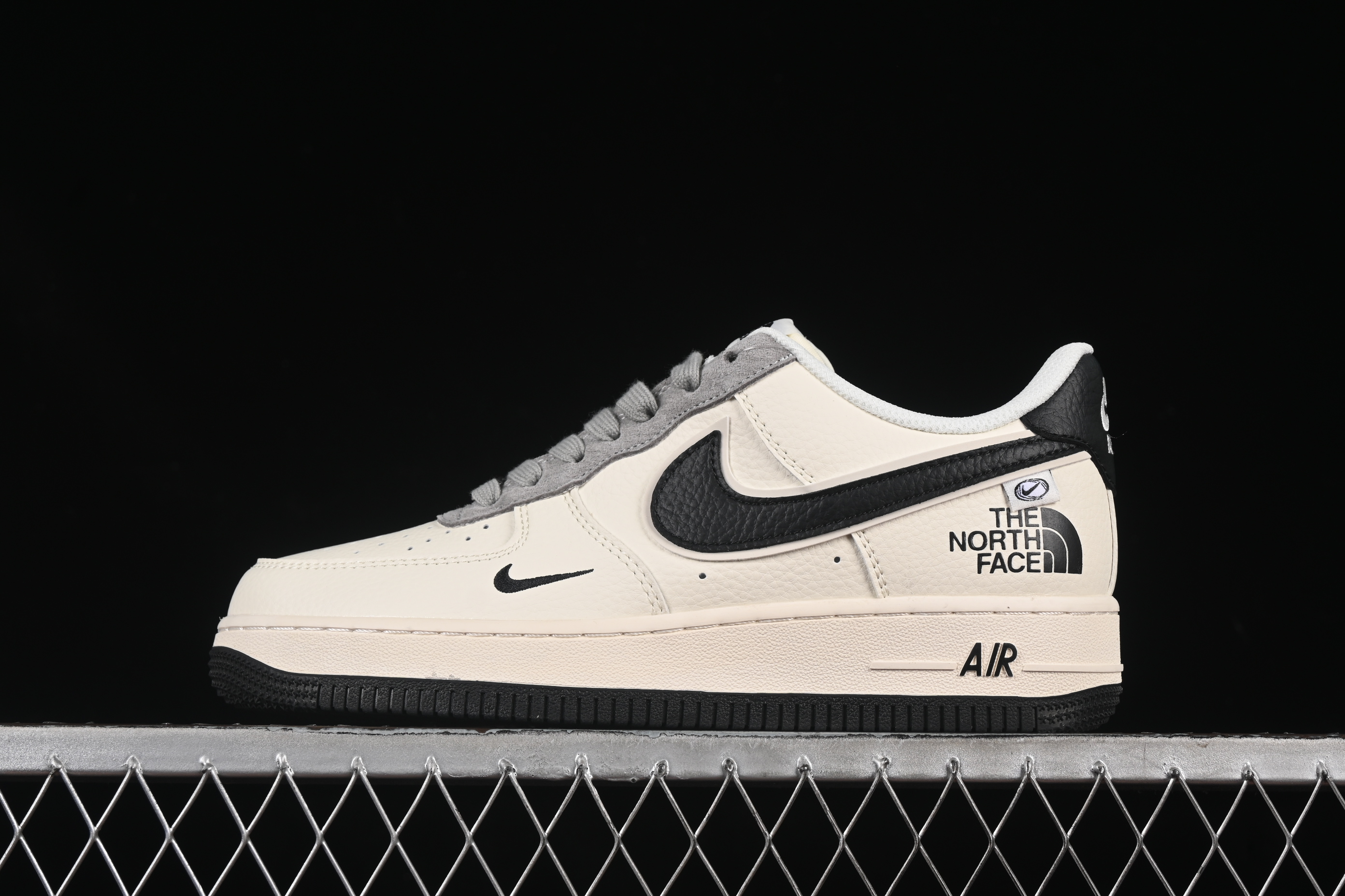 Nk Air Force 1