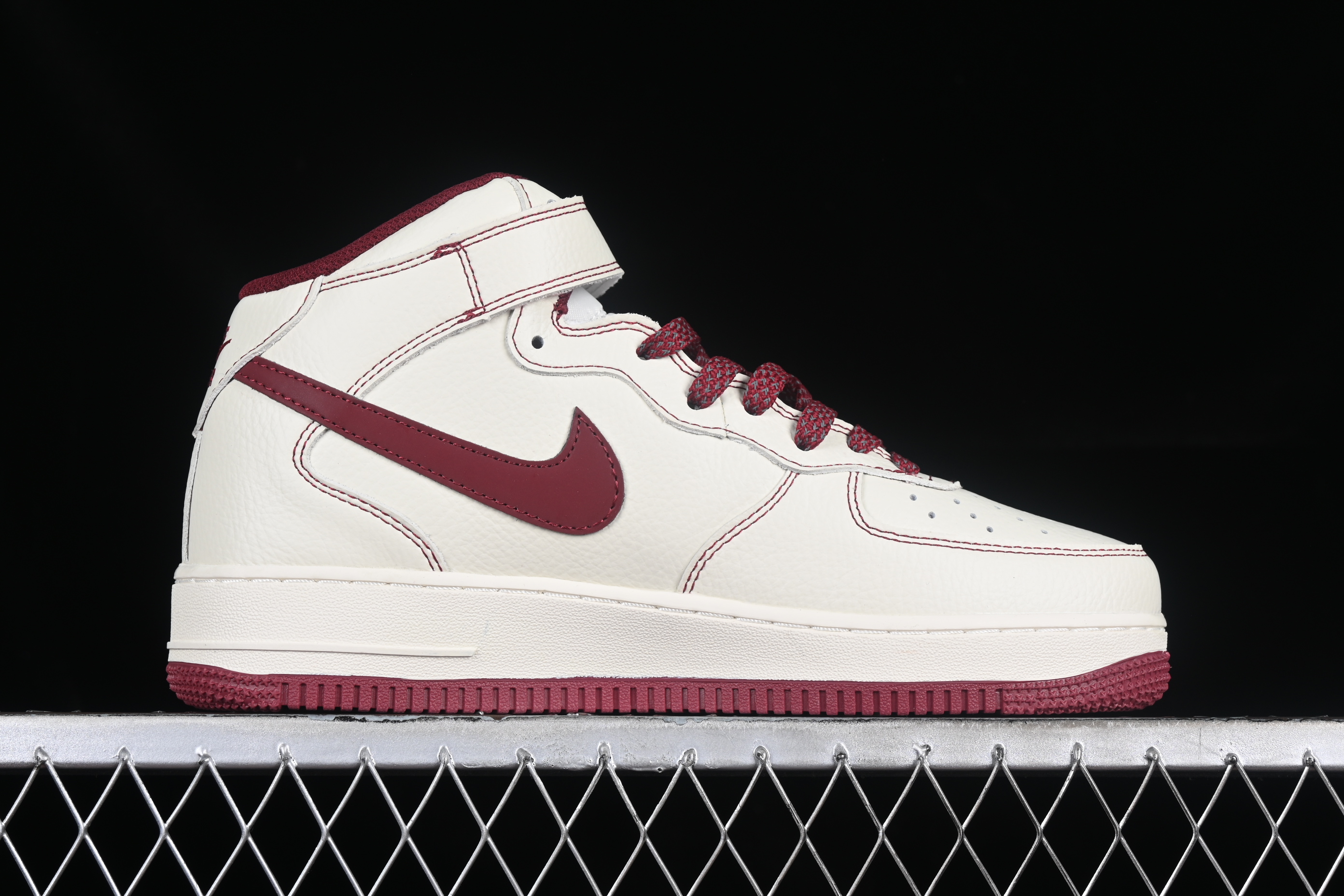 Undefeated x Nk Air Force 1'07 Mid off-white red Air Force One mid-top casual sneakers