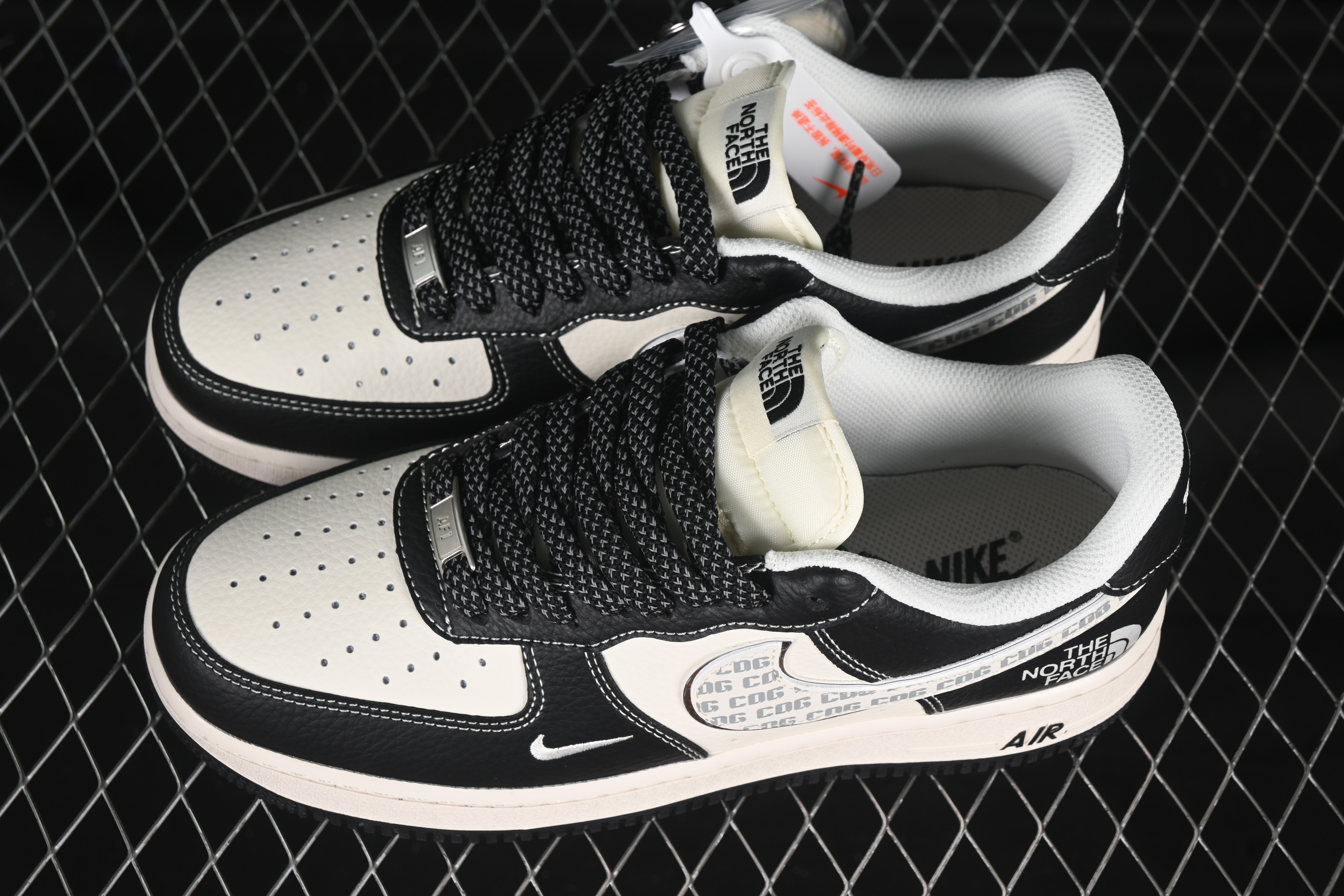 Air Force 1'07 Low North Face Collaboration CDG Panda HH7518-049 36-45