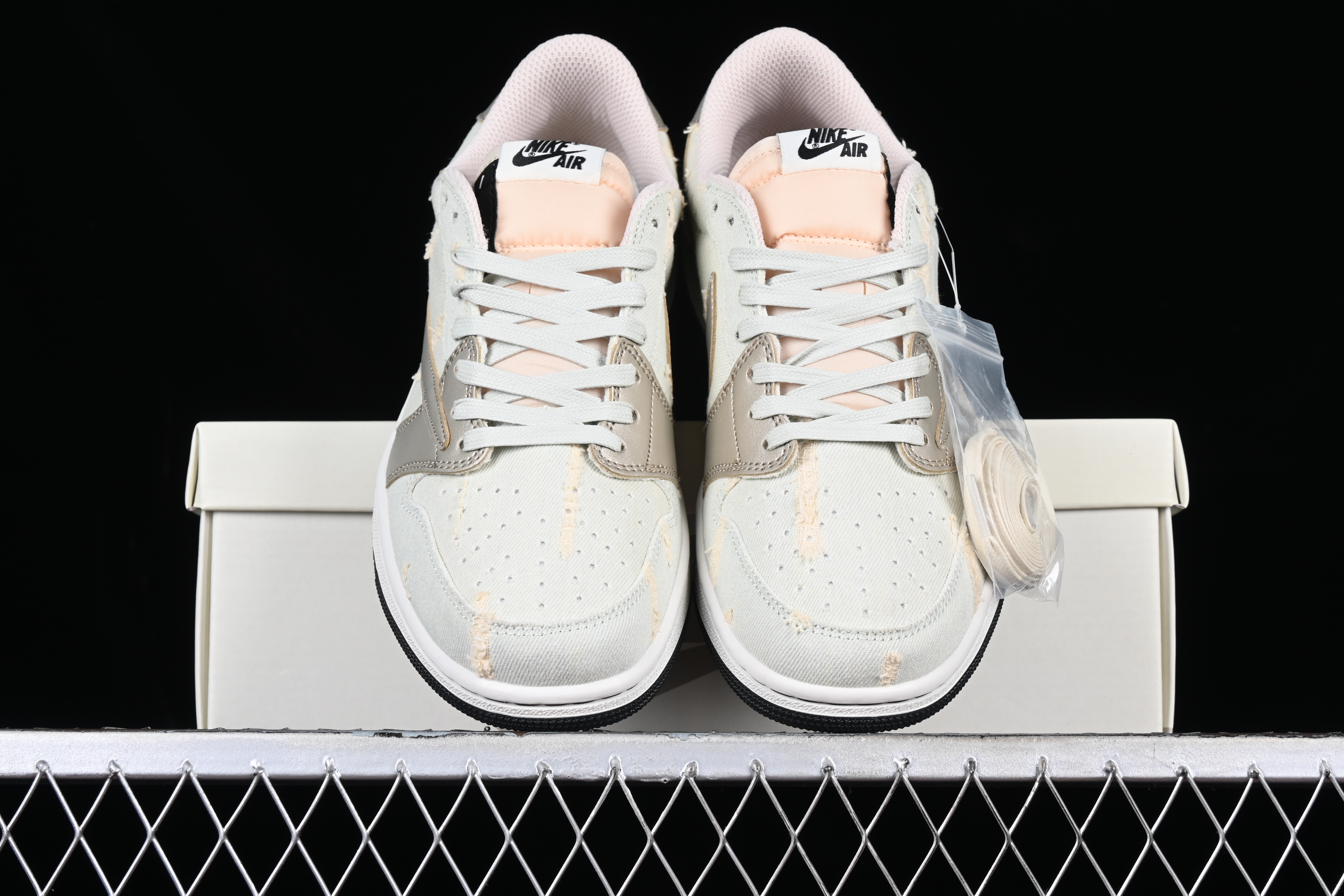 AJ1 low top