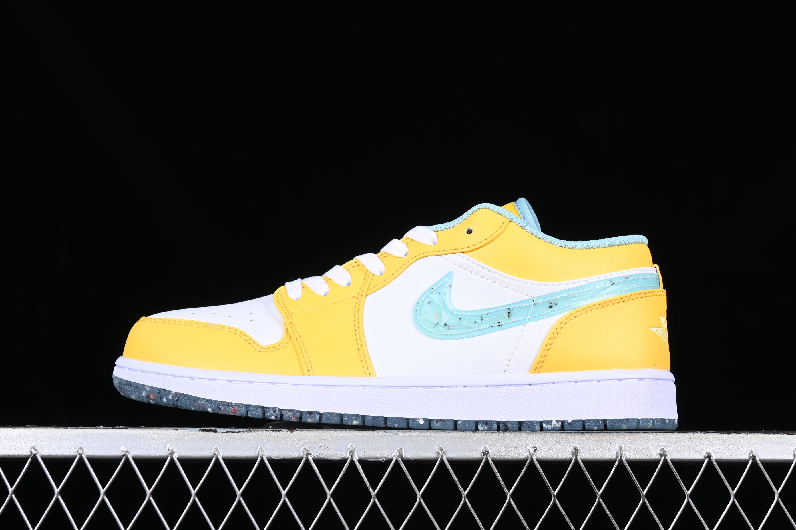 AJ1 low top