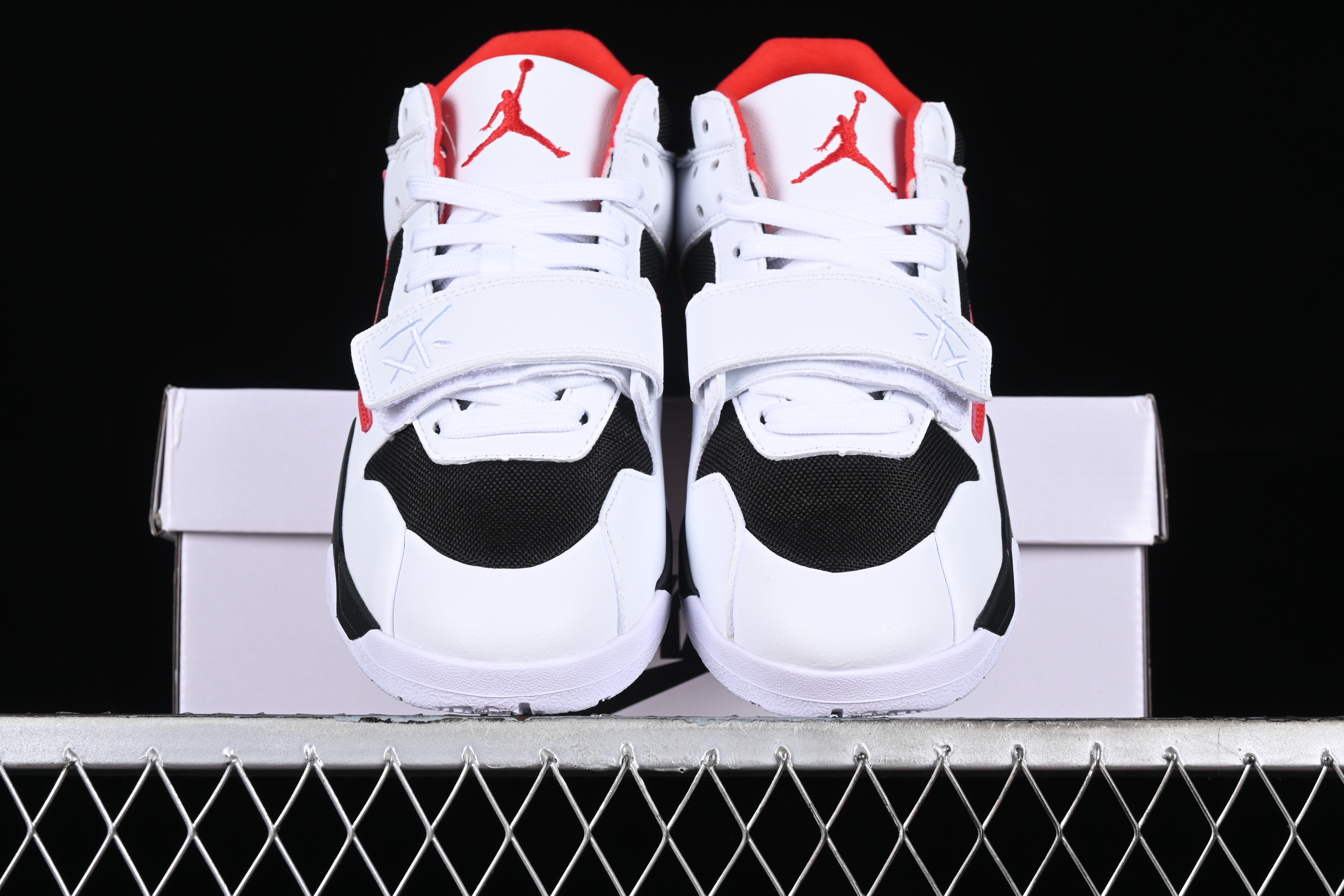 AJ1 low top
