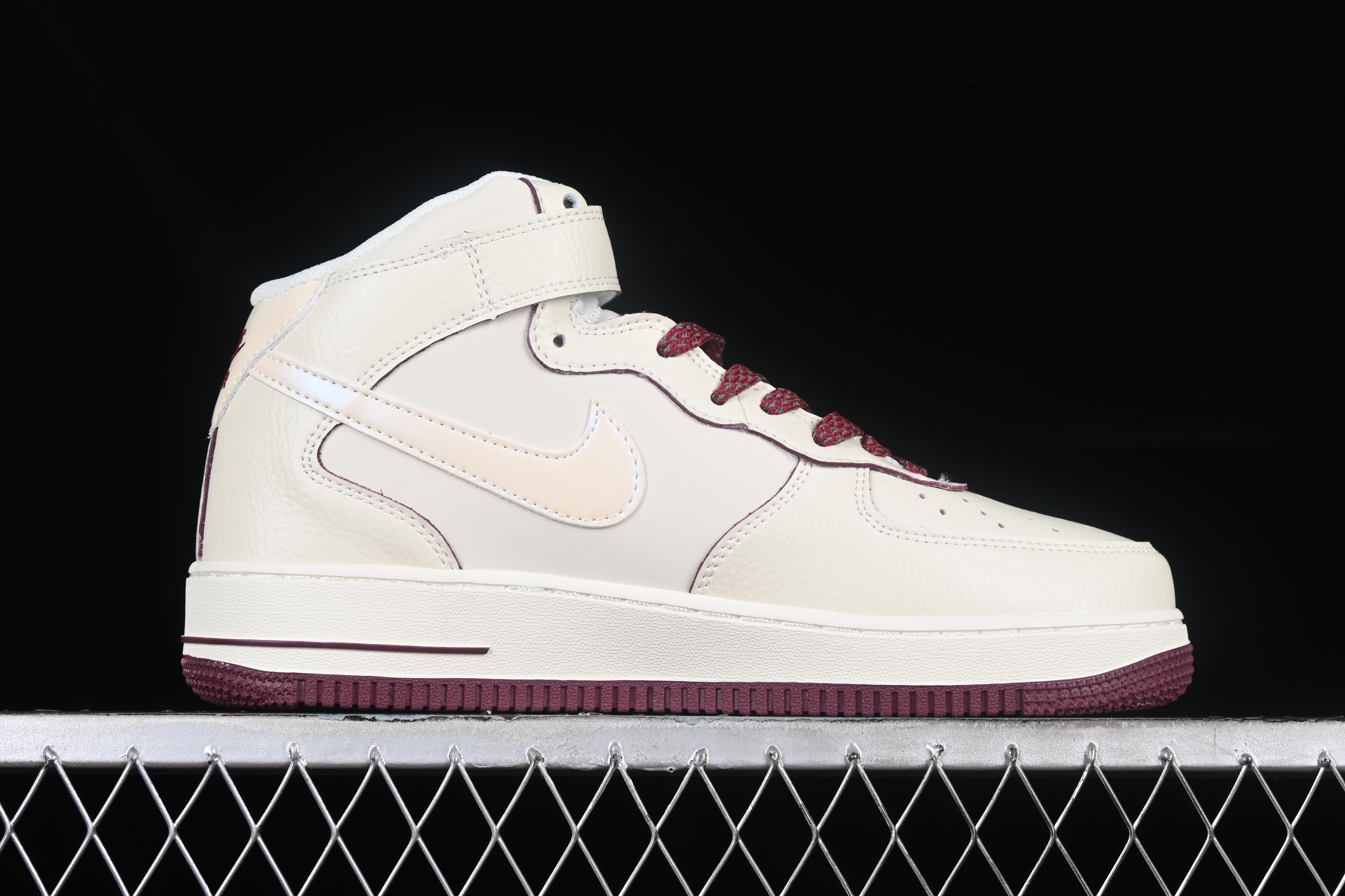 Nk Air Force 1'07 Mid Wine red pearlescent small chain Air Force One mid-top casual board shoes