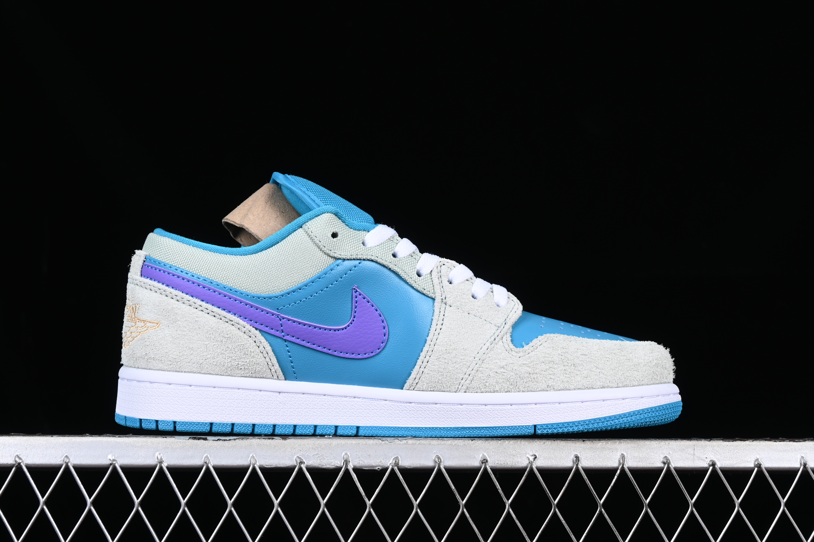 AJ1 low top