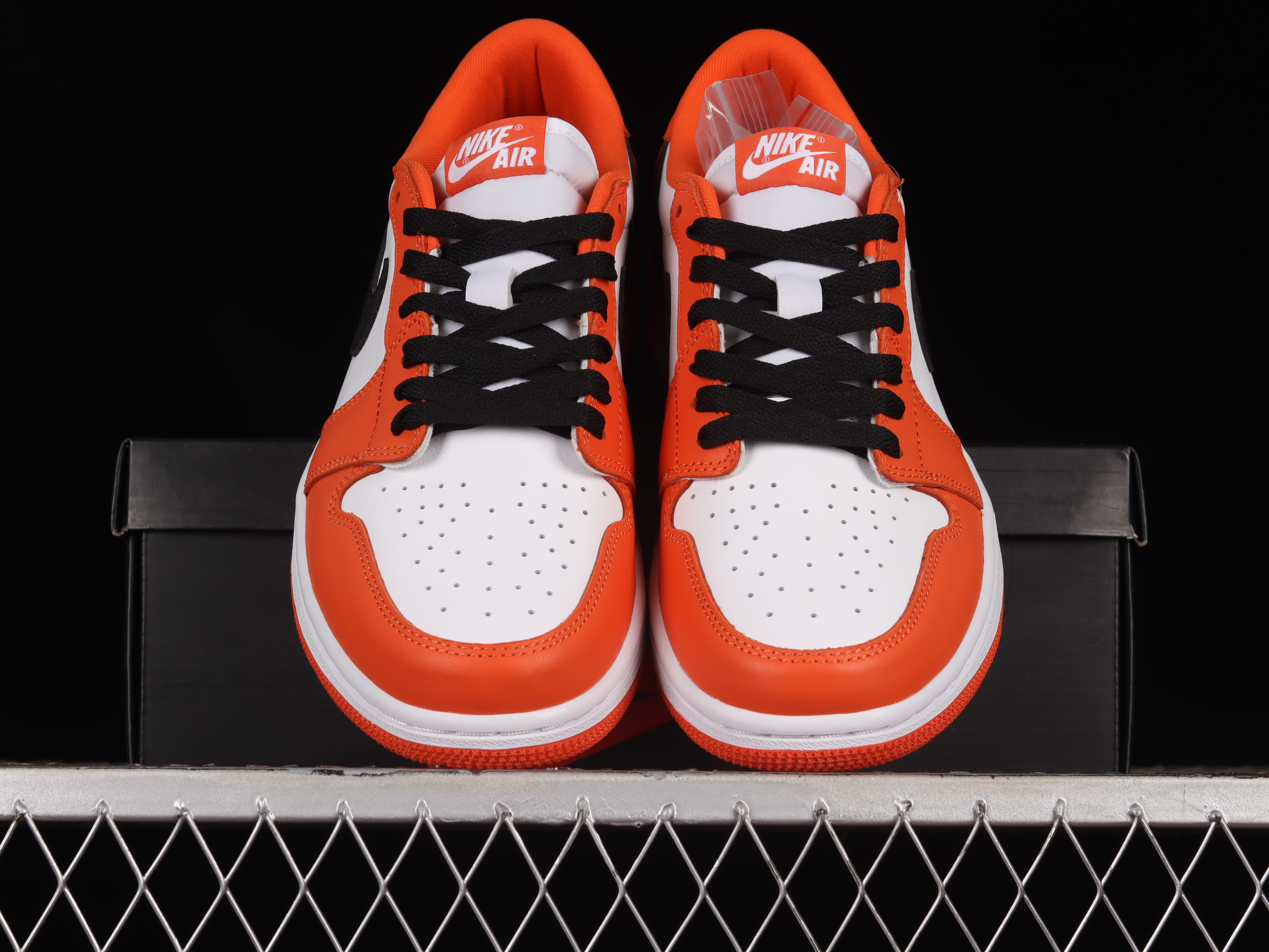 AJ1 low top
