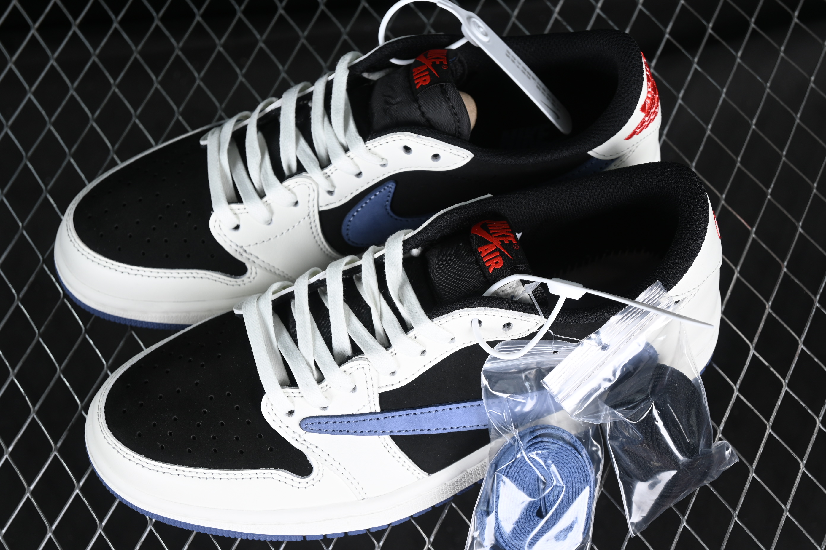AJ1 low top