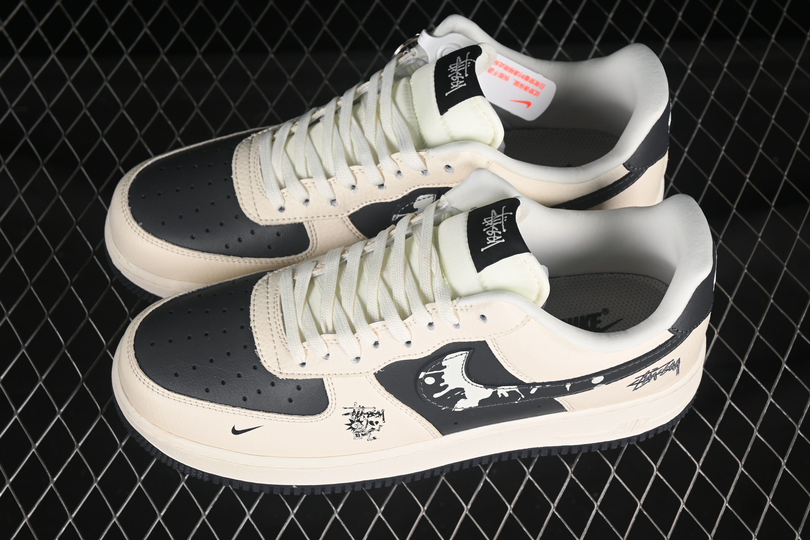 Air Force 1'07 Low Stussy Collaboration Black Ink Brush DF0188-042 36-45