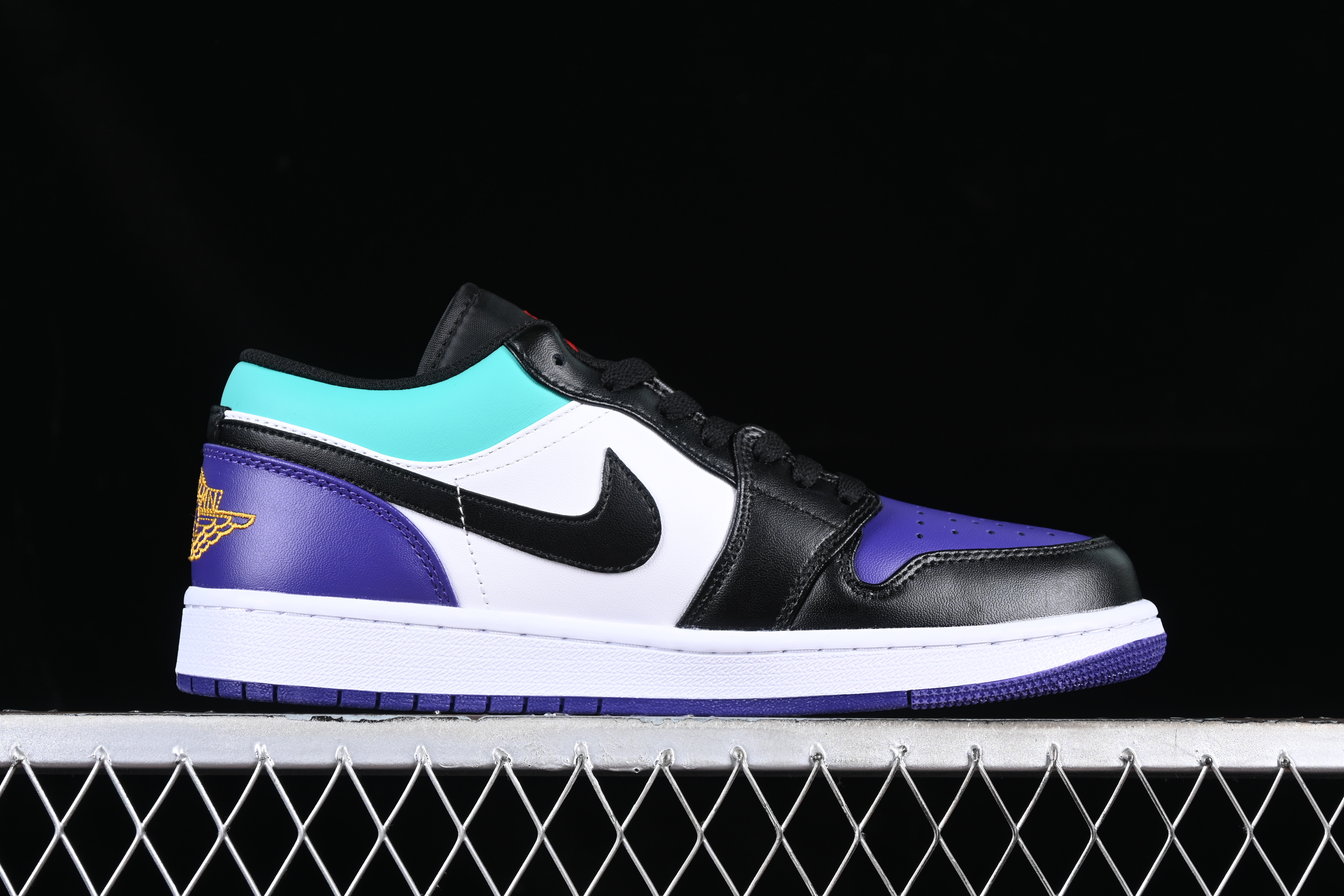 AJ1 low top