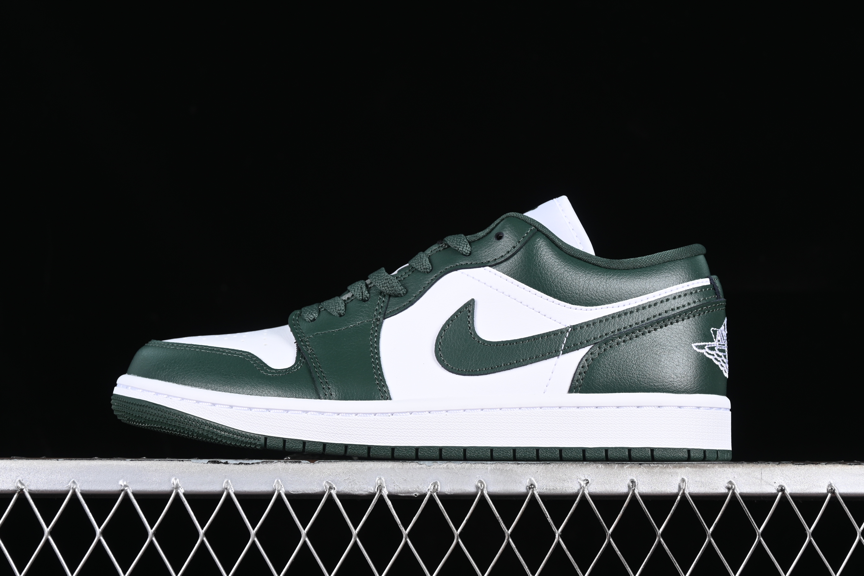 AJ1 low top