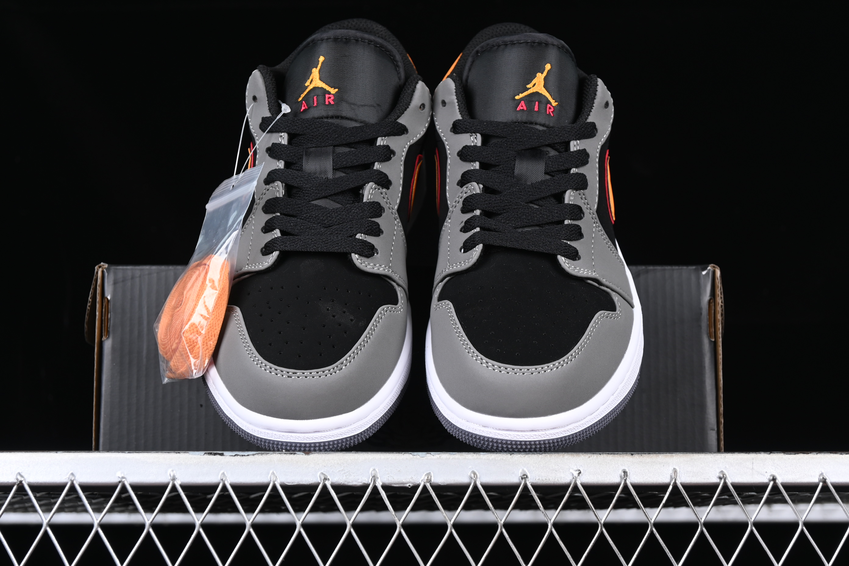 AJ1 low top