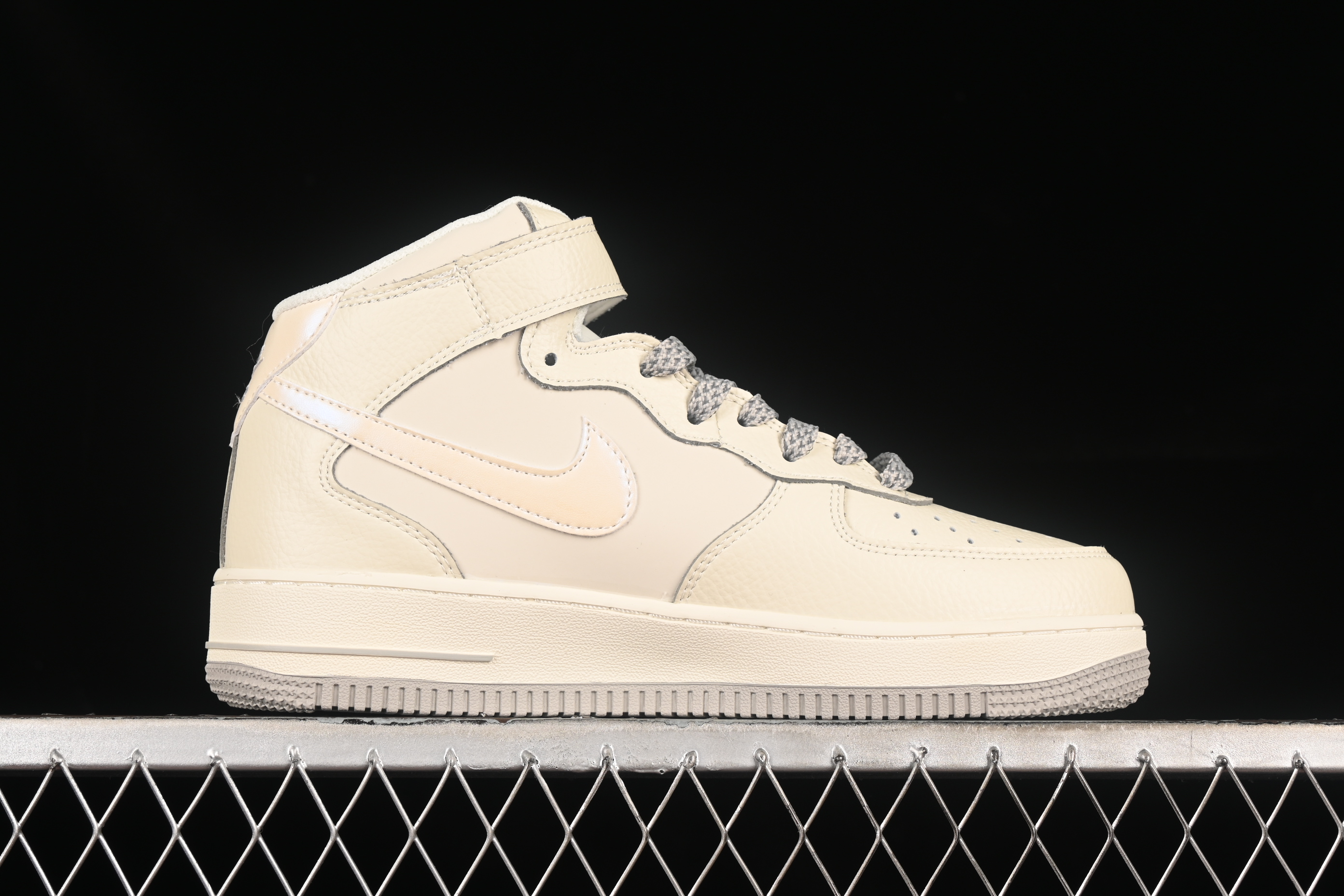 Nk Air Force 1'07 Mid Grey pearlescent small hook Air Force One mid-top casual board shoes