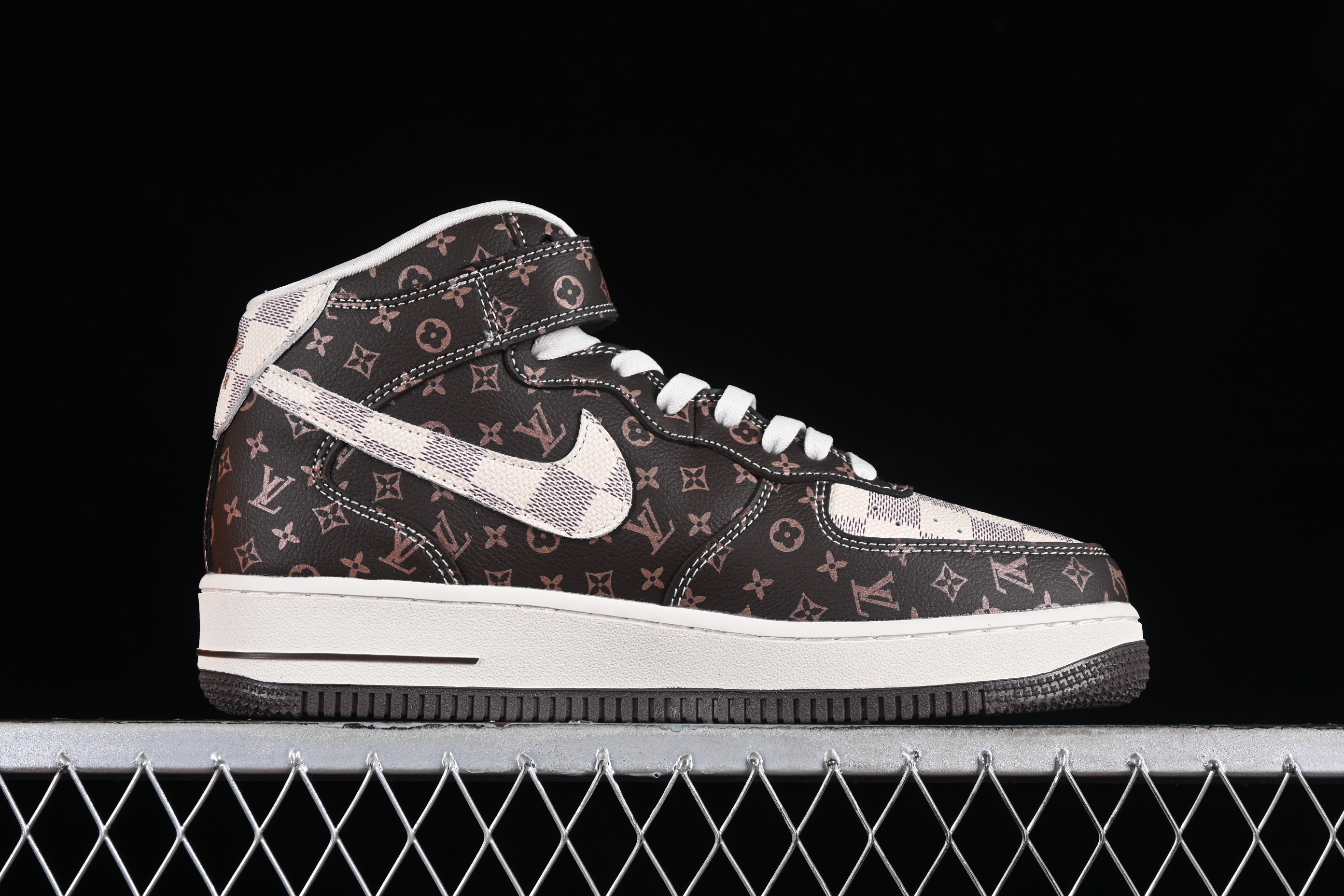 Nk Air Force 1'07 Mid LV Collaboration - Classic Brown Printed Air Force One mid-top Casual Sneakers