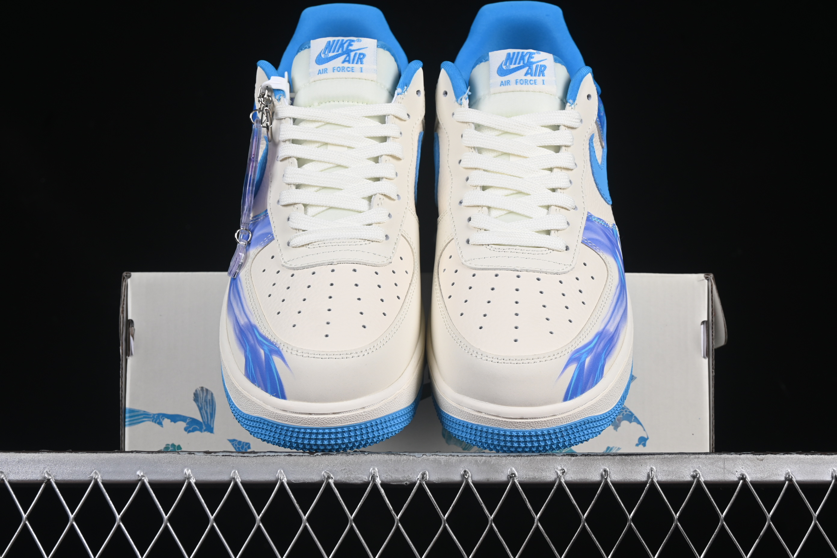 Air Force 1'07 Low Nezha Collaboration Lingzhu Air Force One DF0188-049 36-45