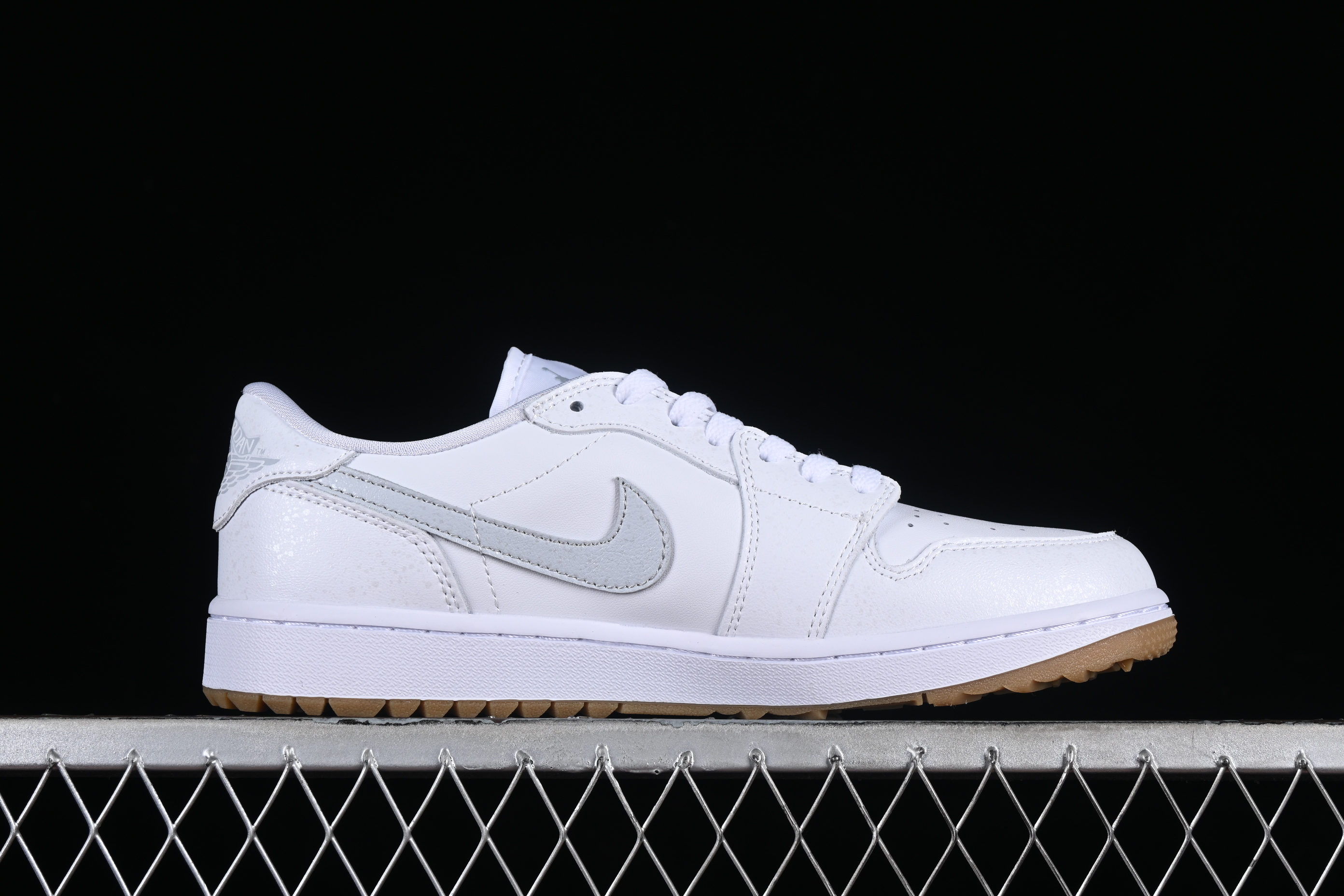 AJ1 low top