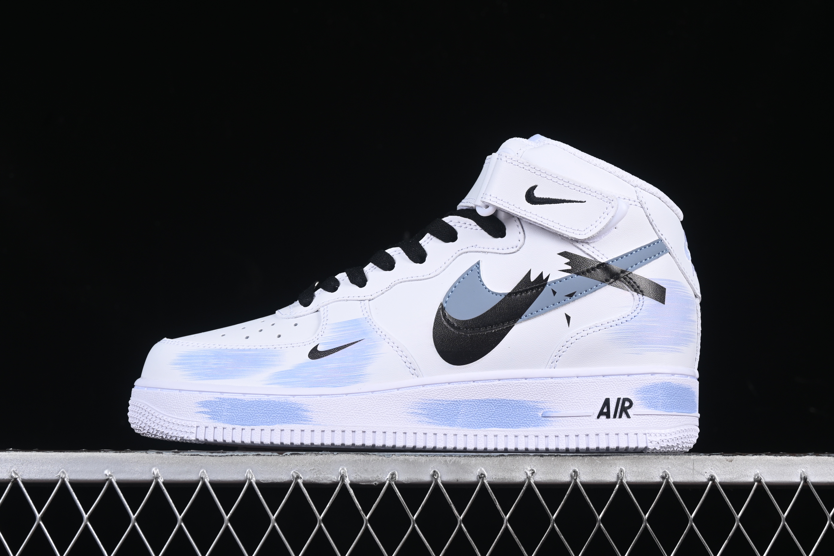 Nk Air Force 1'07 Mid Broken hook spray-painted 2D theme Air Force One mid-top casual sneakers