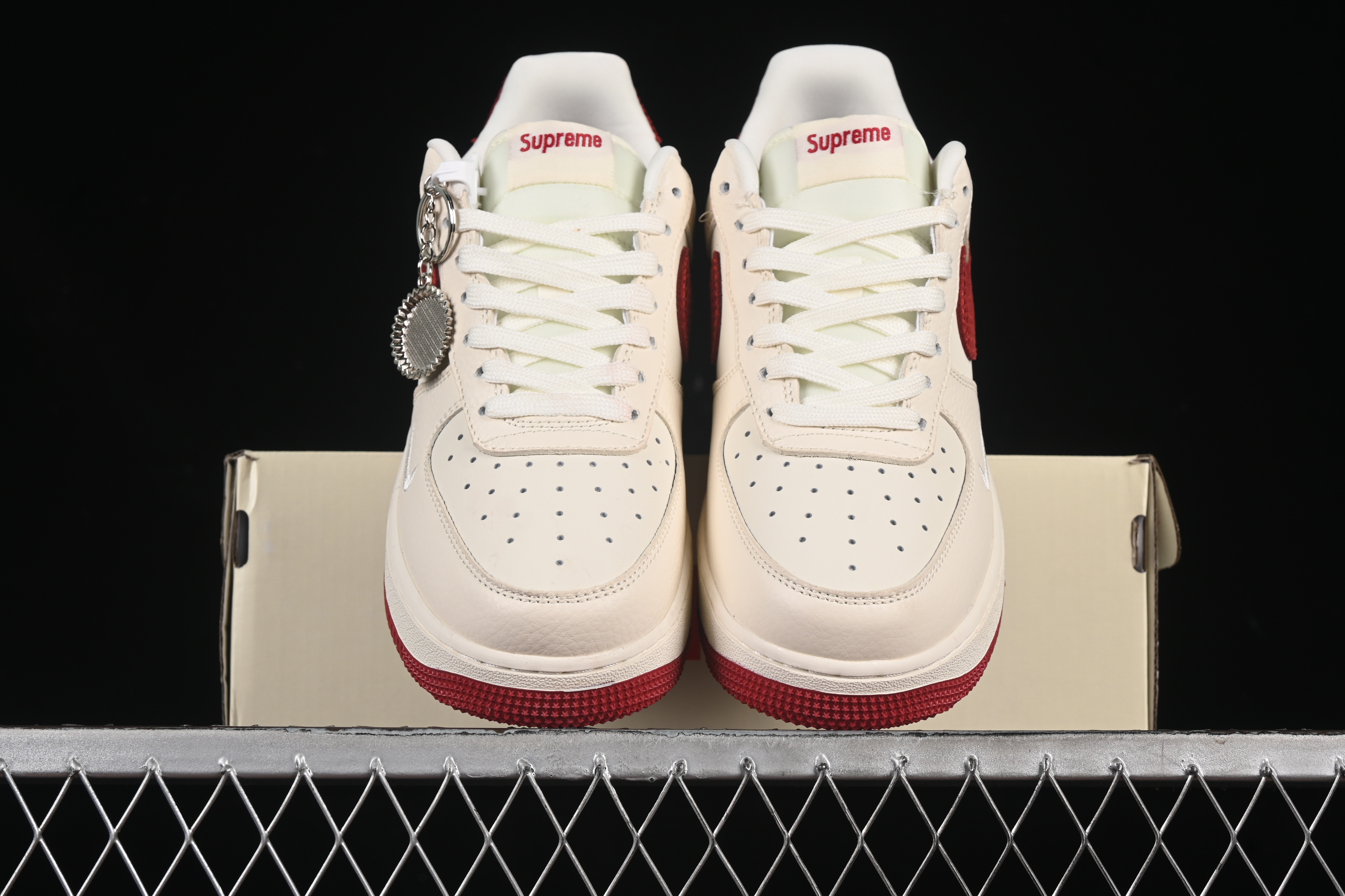 Air Force 1'07 Low Supreme Collaboration beige snakehead Hook DF0188-040 36-45