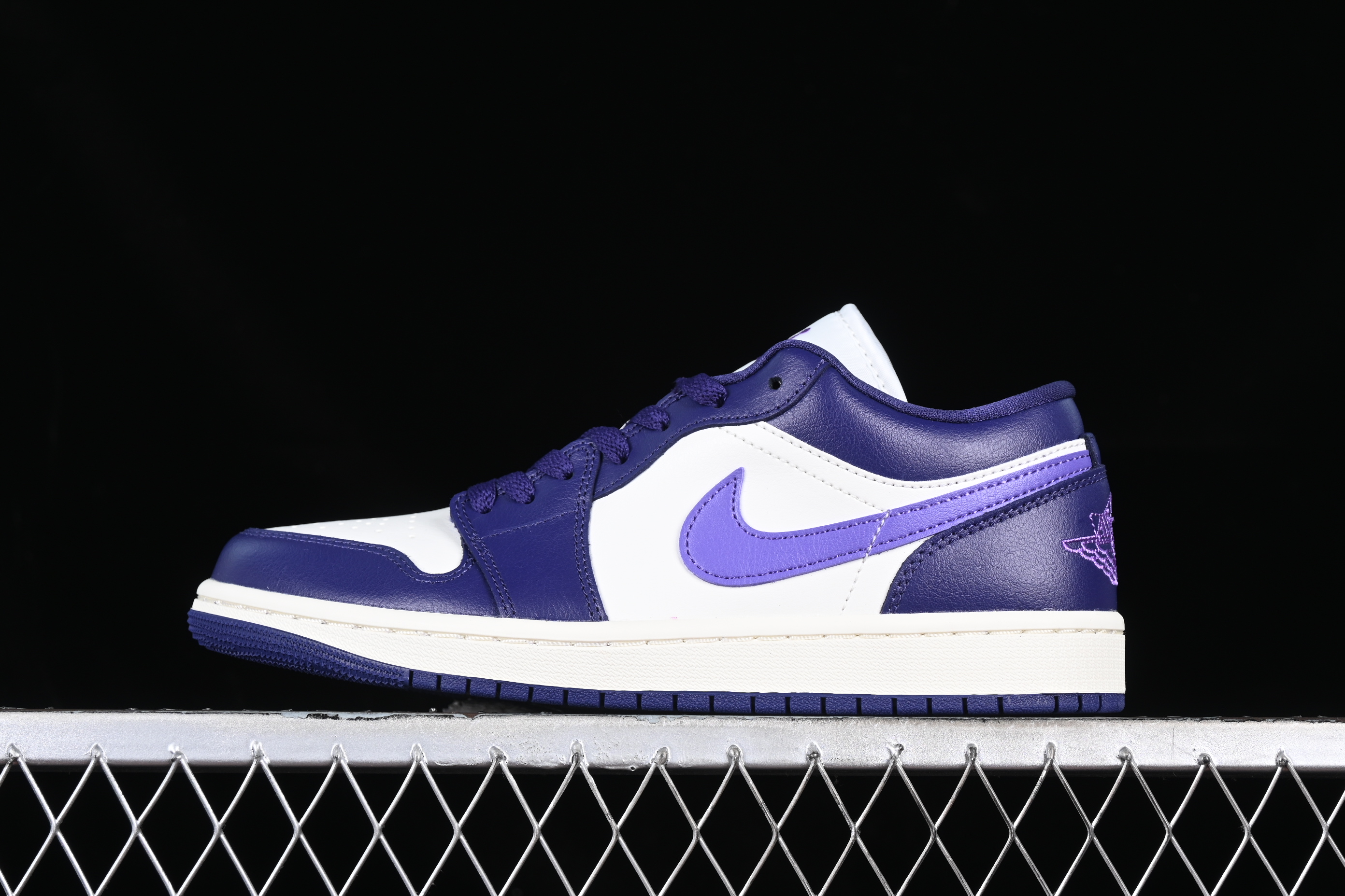 AJ1 low top
