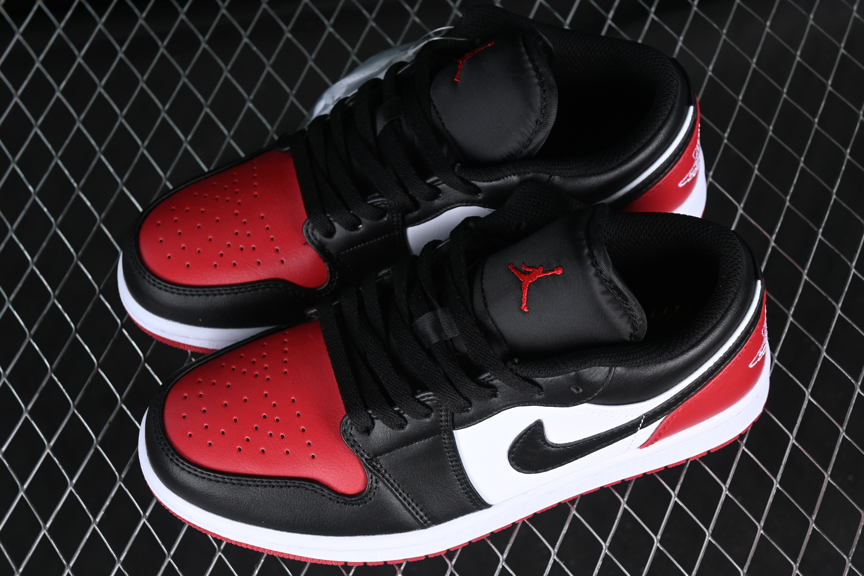 AJ1 low top