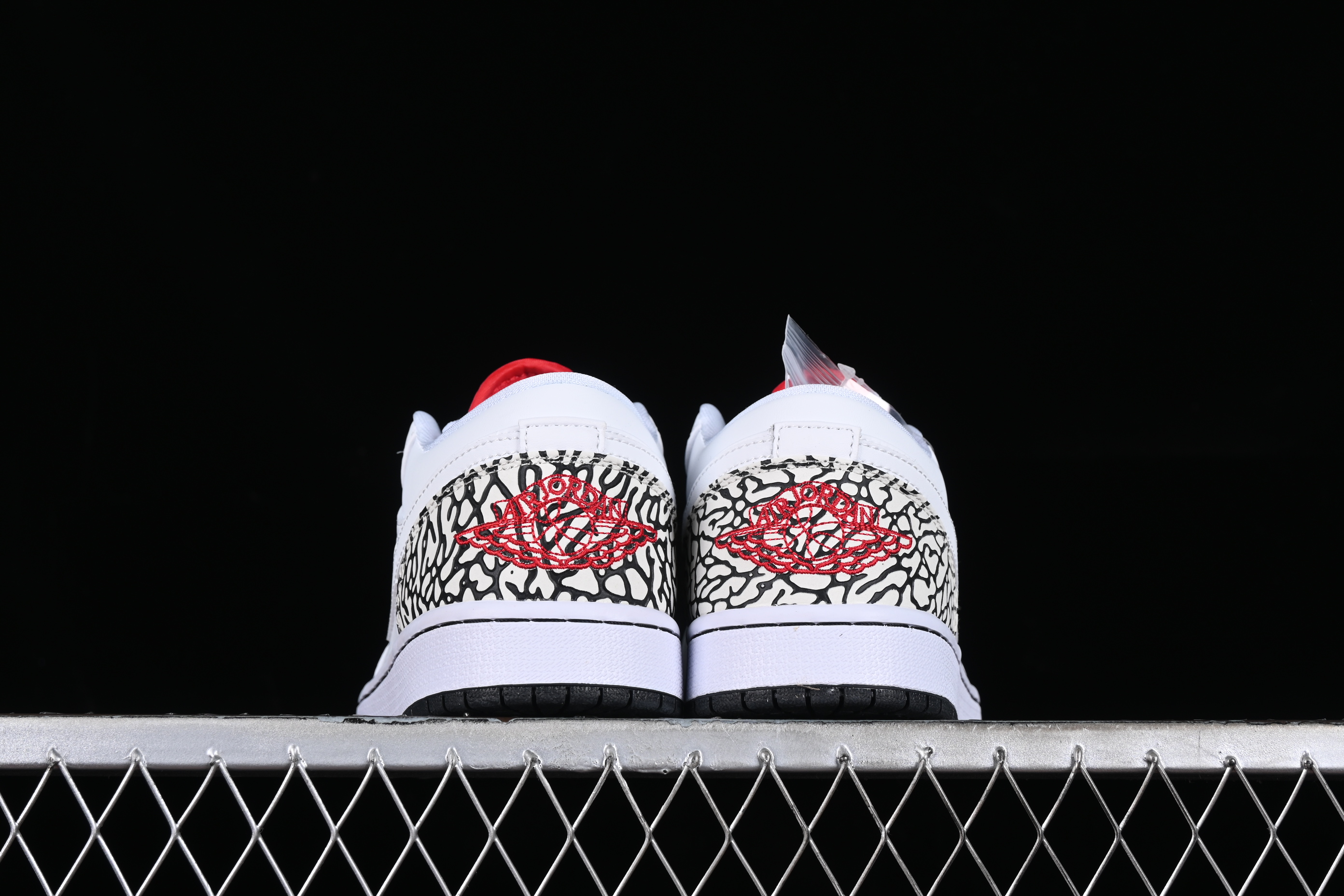 AJ1 low top