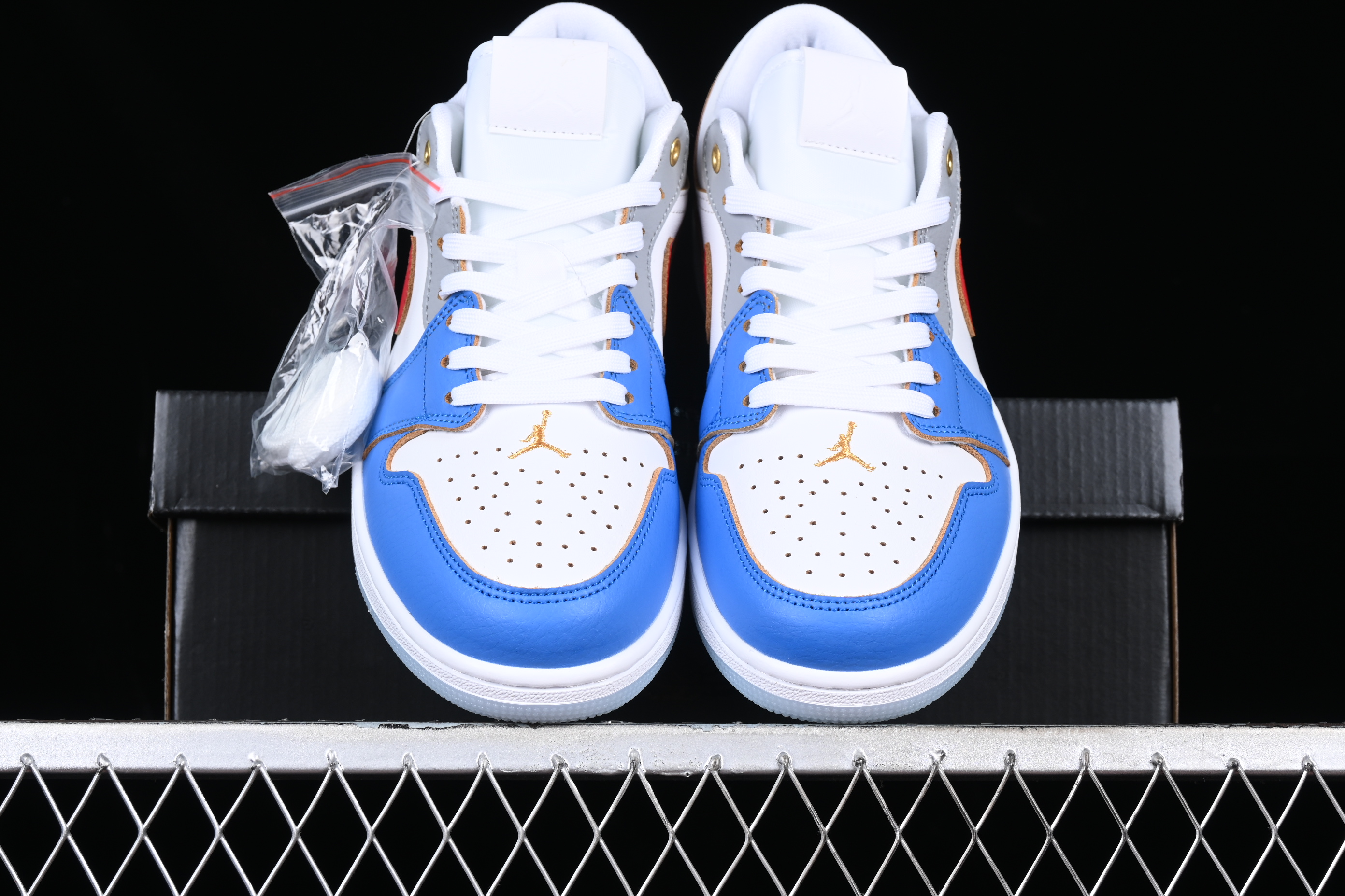 AJ1 low top