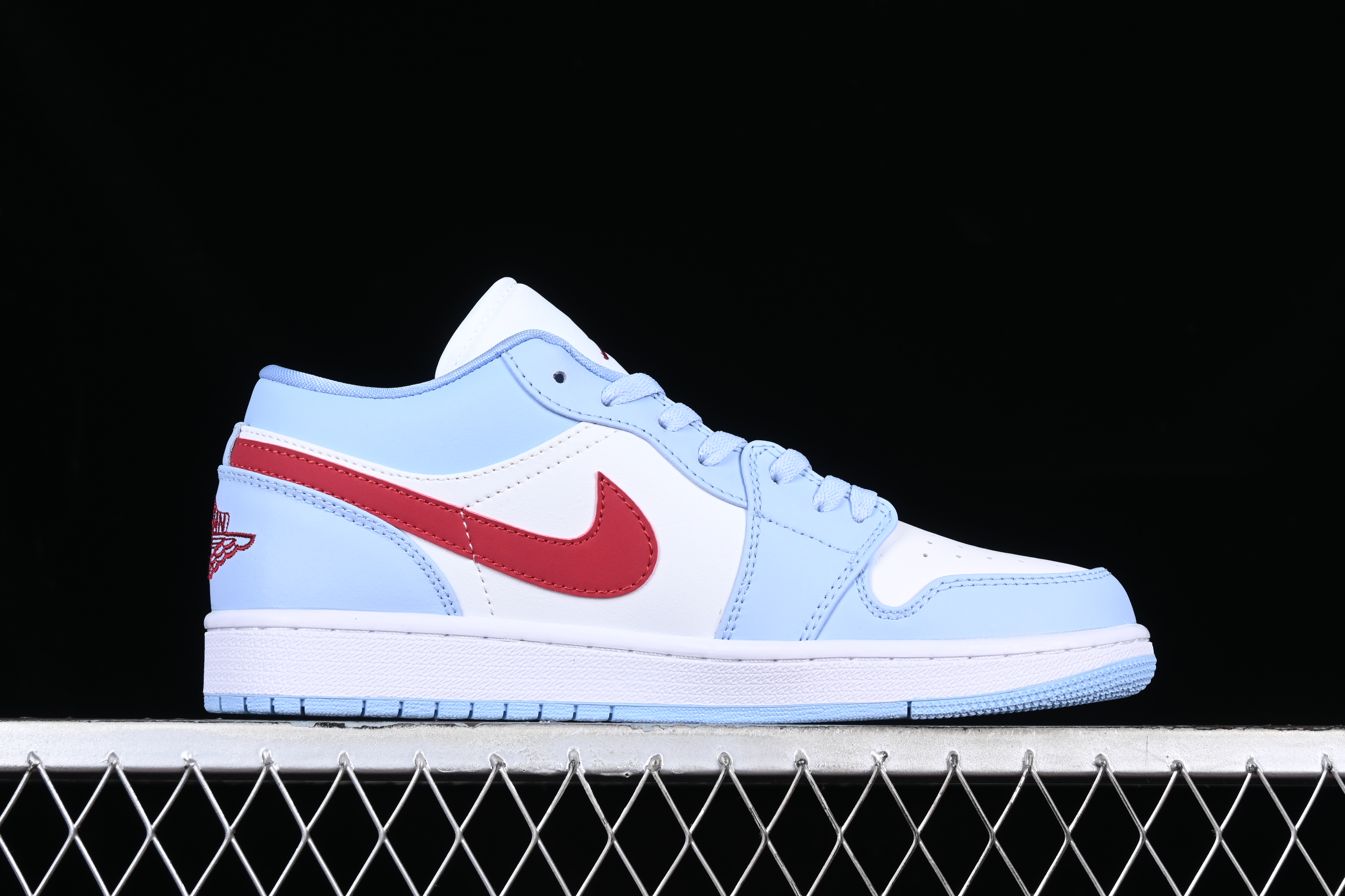 AJ1 low top