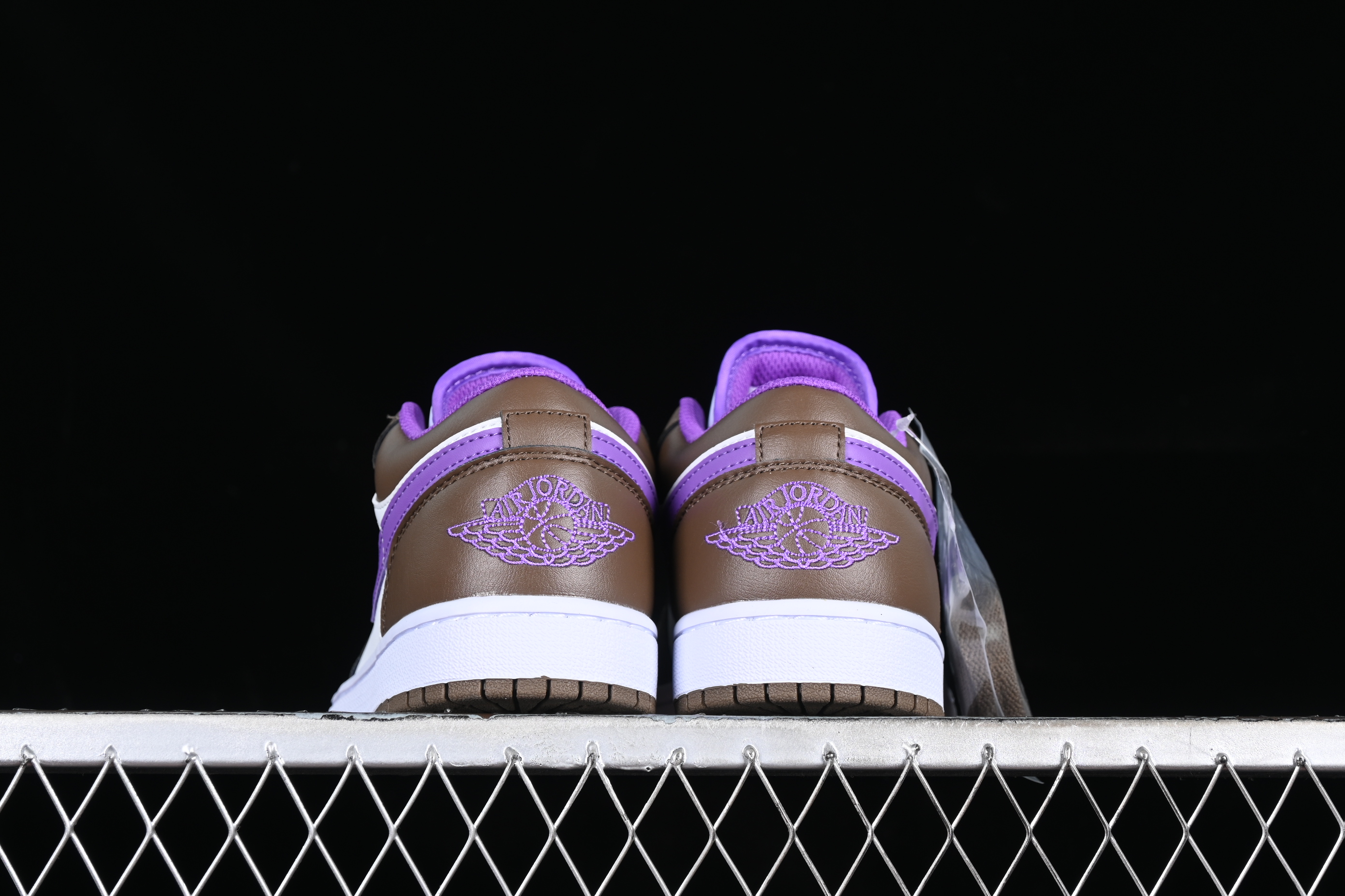 AJ1 low top