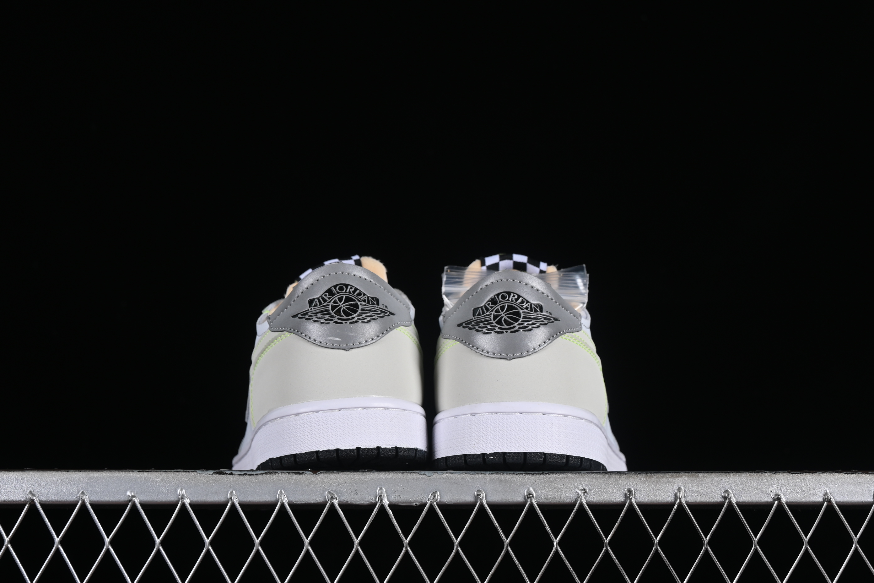 AJ1 low top